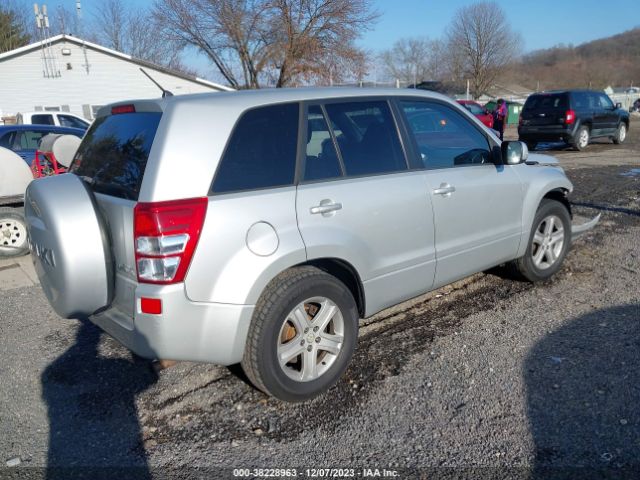 Photo 3 VIN: JS3TD0D21B4100957 - SUZUKI GRAND VITARA 