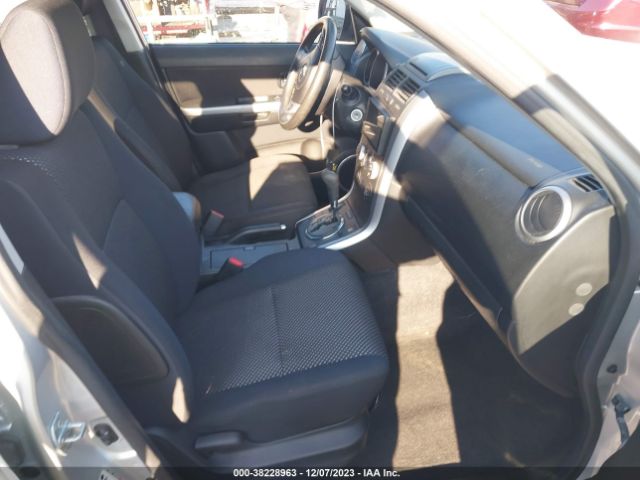 Photo 4 VIN: JS3TD0D21B4100957 - SUZUKI GRAND VITARA 