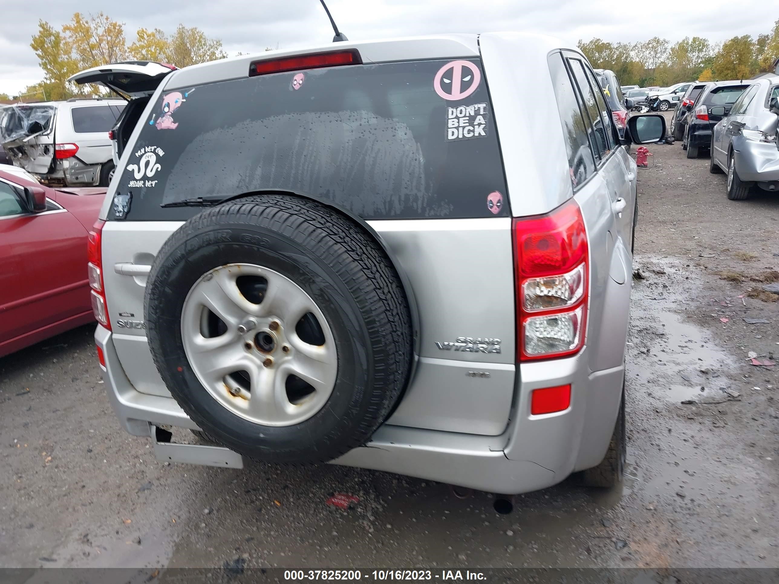 Photo 15 VIN: JS3TD0D22B4100417 - SUZUKI GRAND VITARA 