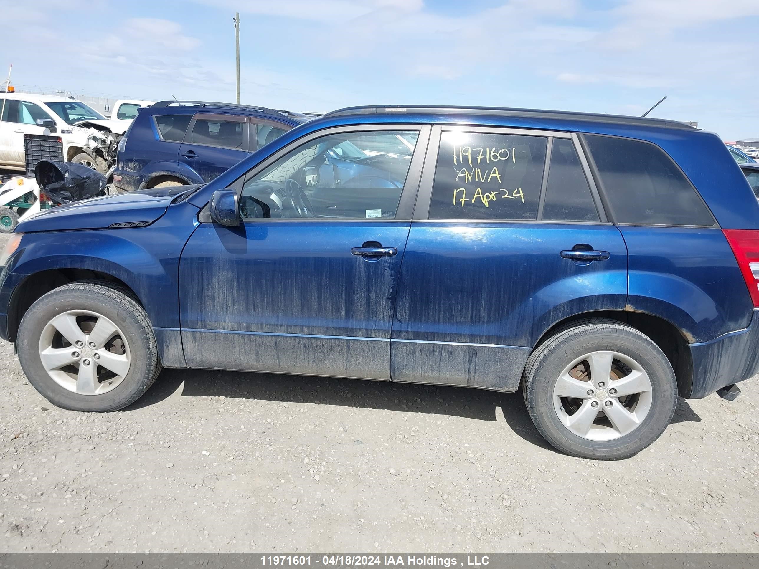 Photo 13 VIN: JS3TD0D25B4101402 - SUZUKI GRAND VITARA 