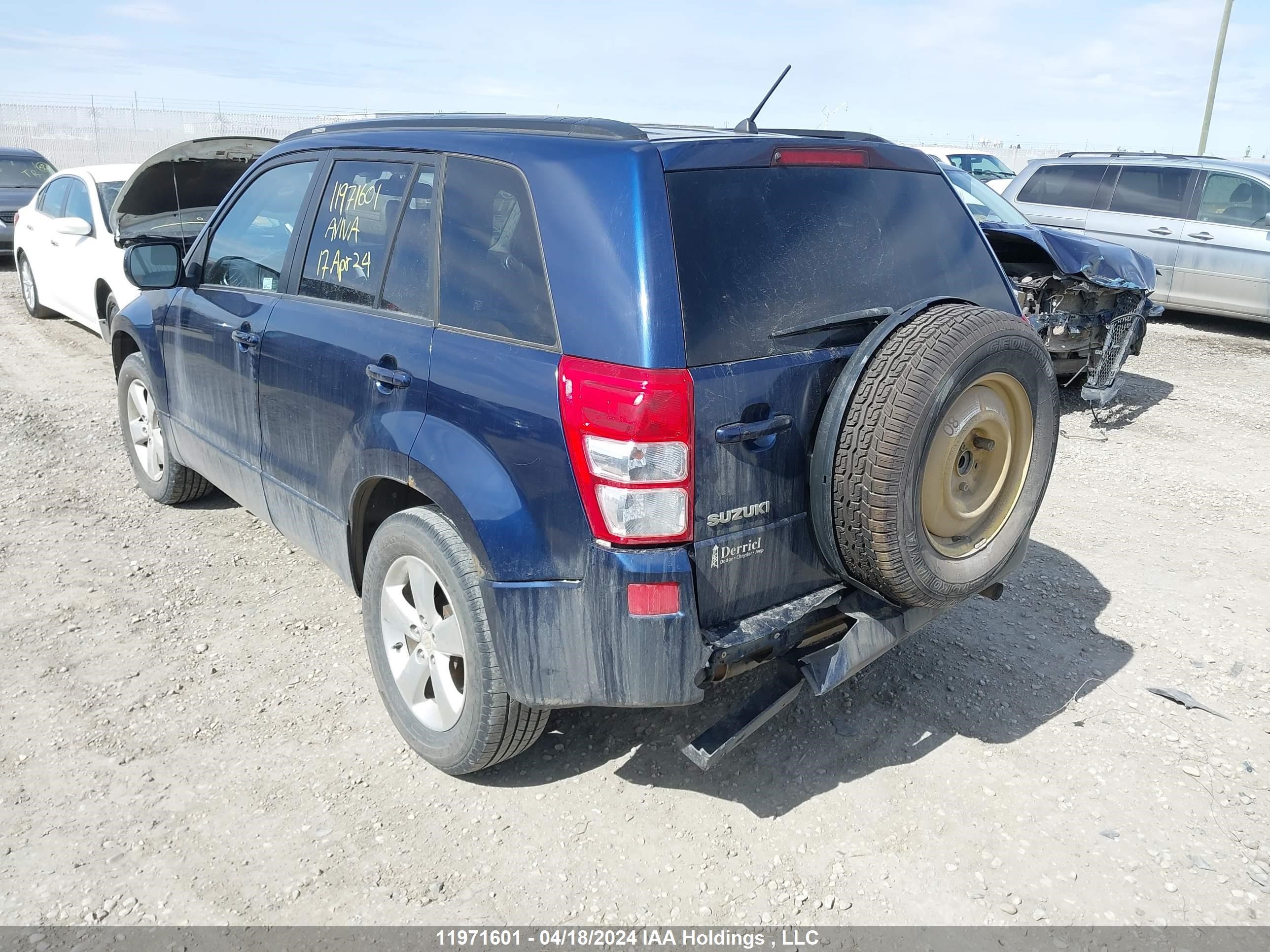 Photo 2 VIN: JS3TD0D25B4101402 - SUZUKI GRAND VITARA 