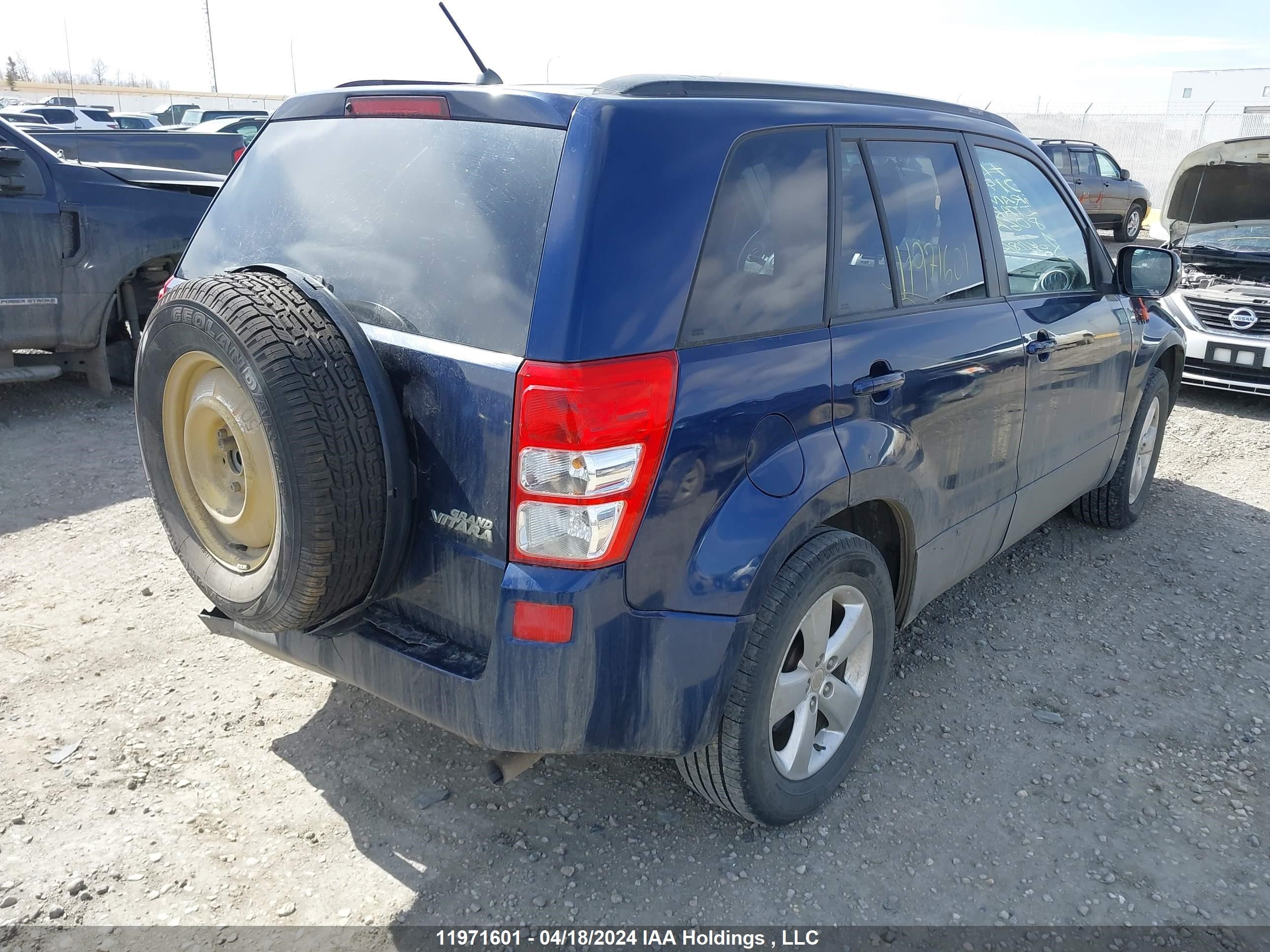 Photo 3 VIN: JS3TD0D25B4101402 - SUZUKI GRAND VITARA 