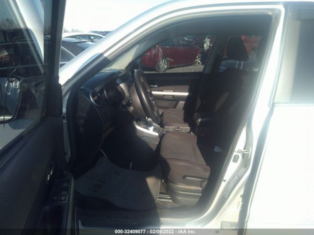 Photo 4 VIN: JS3TD0D26B4100324 - SUZUKI GRAND VITARA 