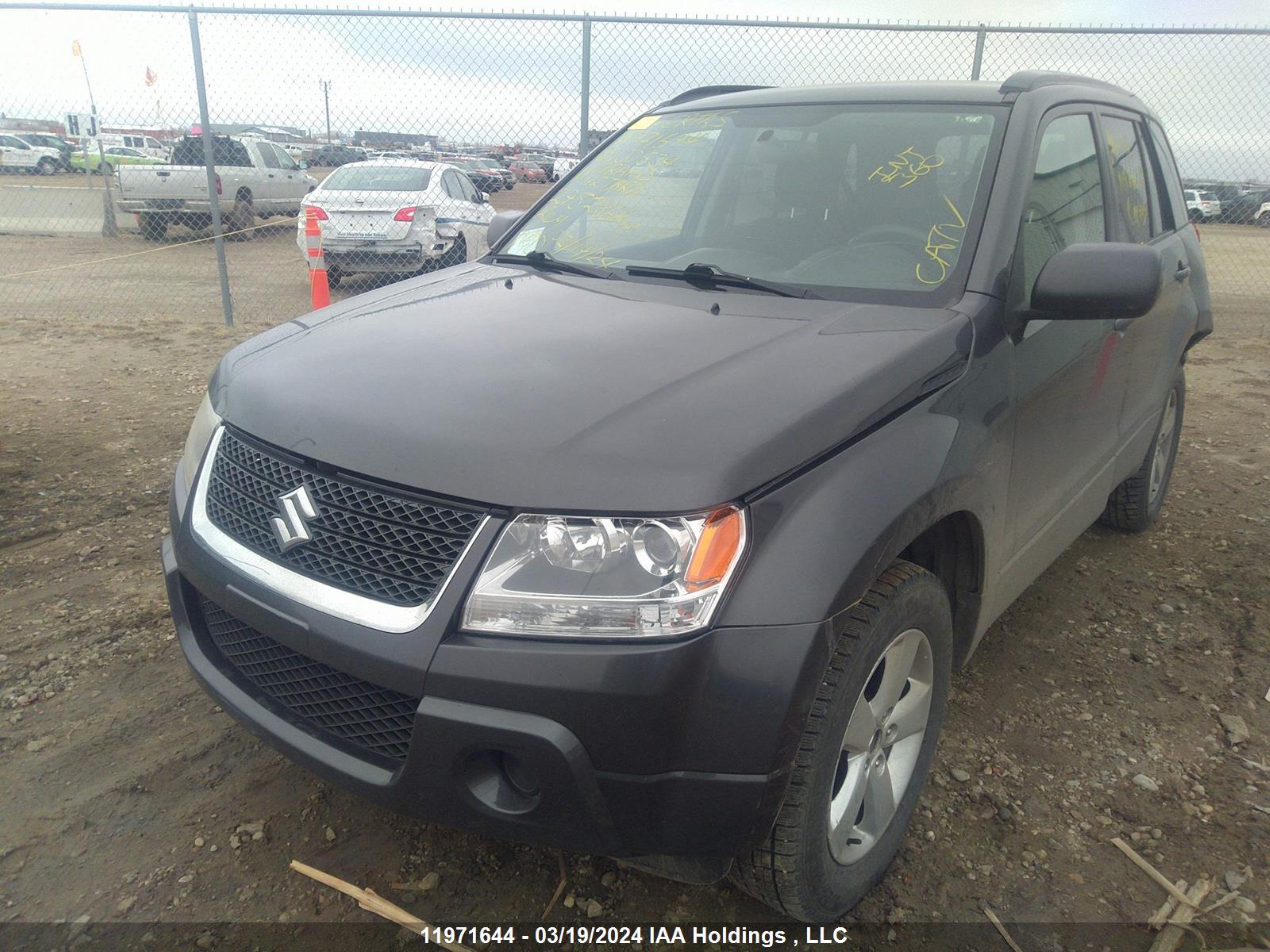 Photo 1 VIN: JS3TD0D26B4100534 - SUZUKI GRAND VITARA 