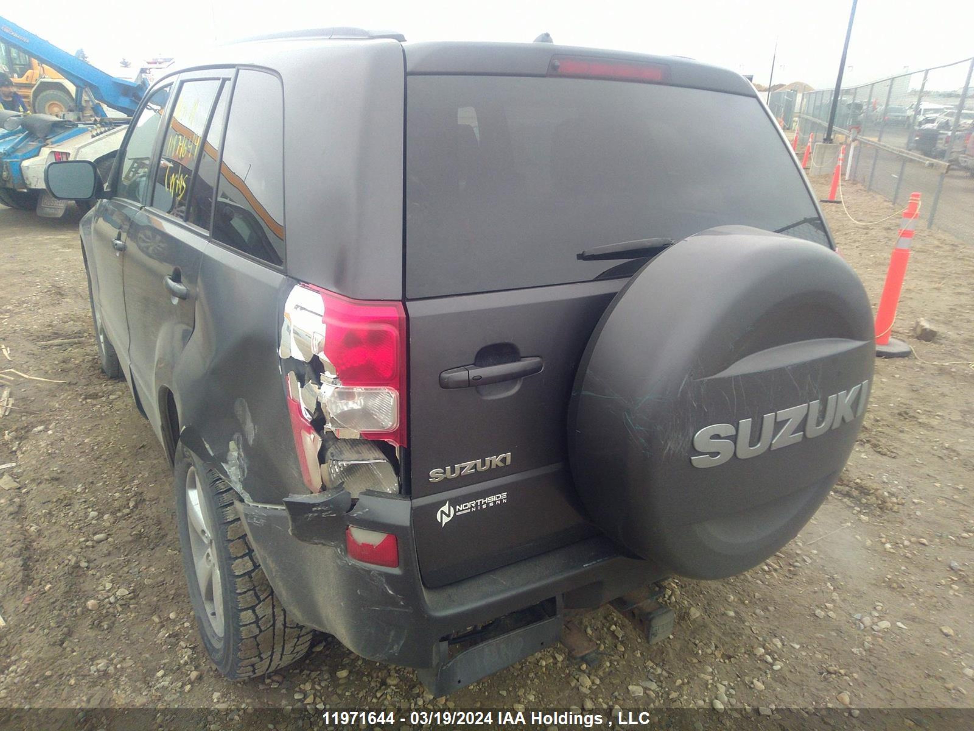 Photo 2 VIN: JS3TD0D26B4100534 - SUZUKI GRAND VITARA 