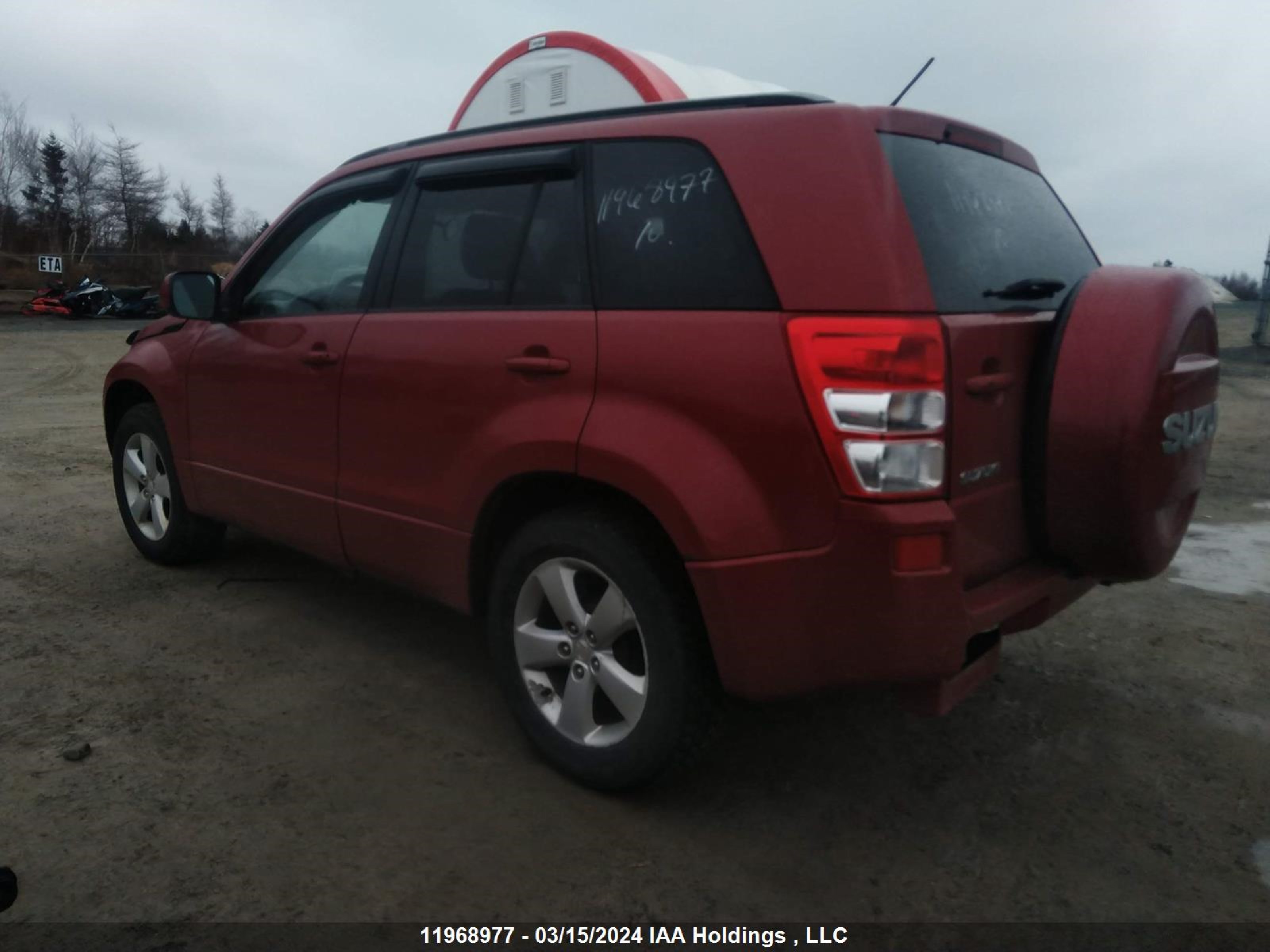 Photo 2 VIN: JS3TD0D27A4101402 - SUZUKI GRAND VITARA 