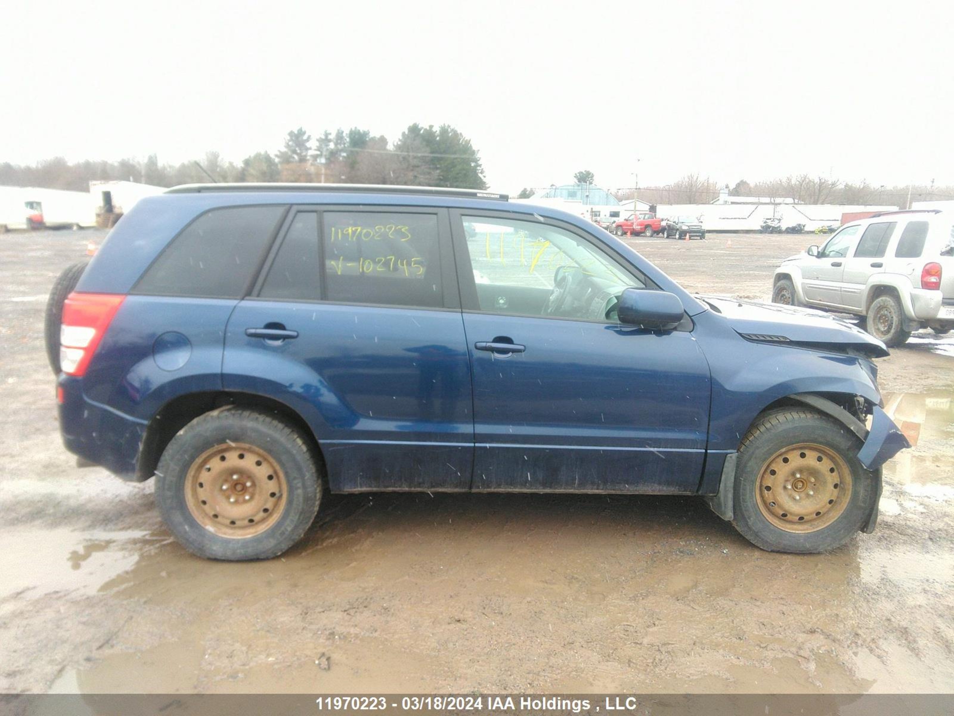 Photo 12 VIN: JS3TD0D27B4102745 - SUZUKI GRAND VITARA 