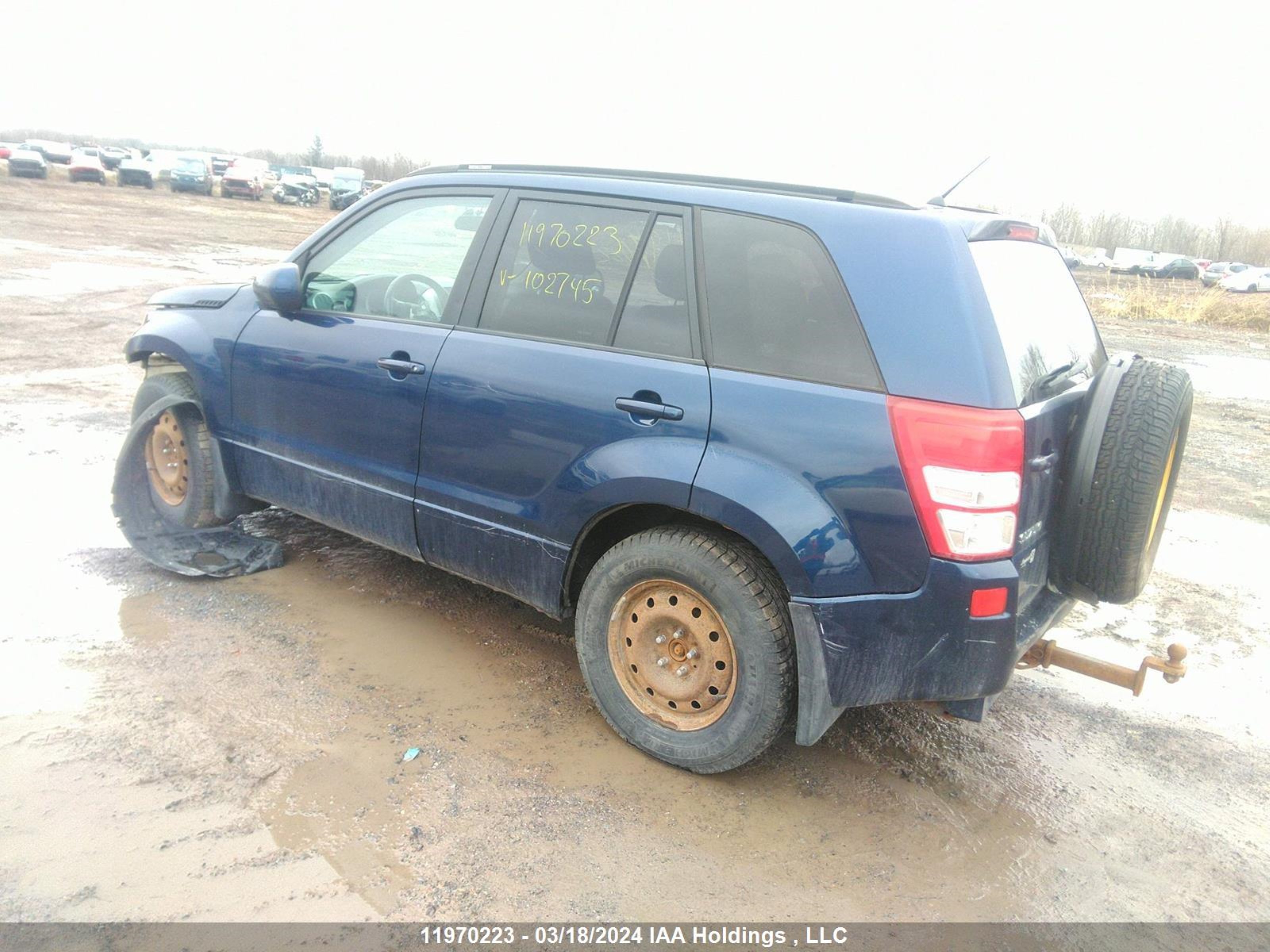 Photo 2 VIN: JS3TD0D27B4102745 - SUZUKI GRAND VITARA 