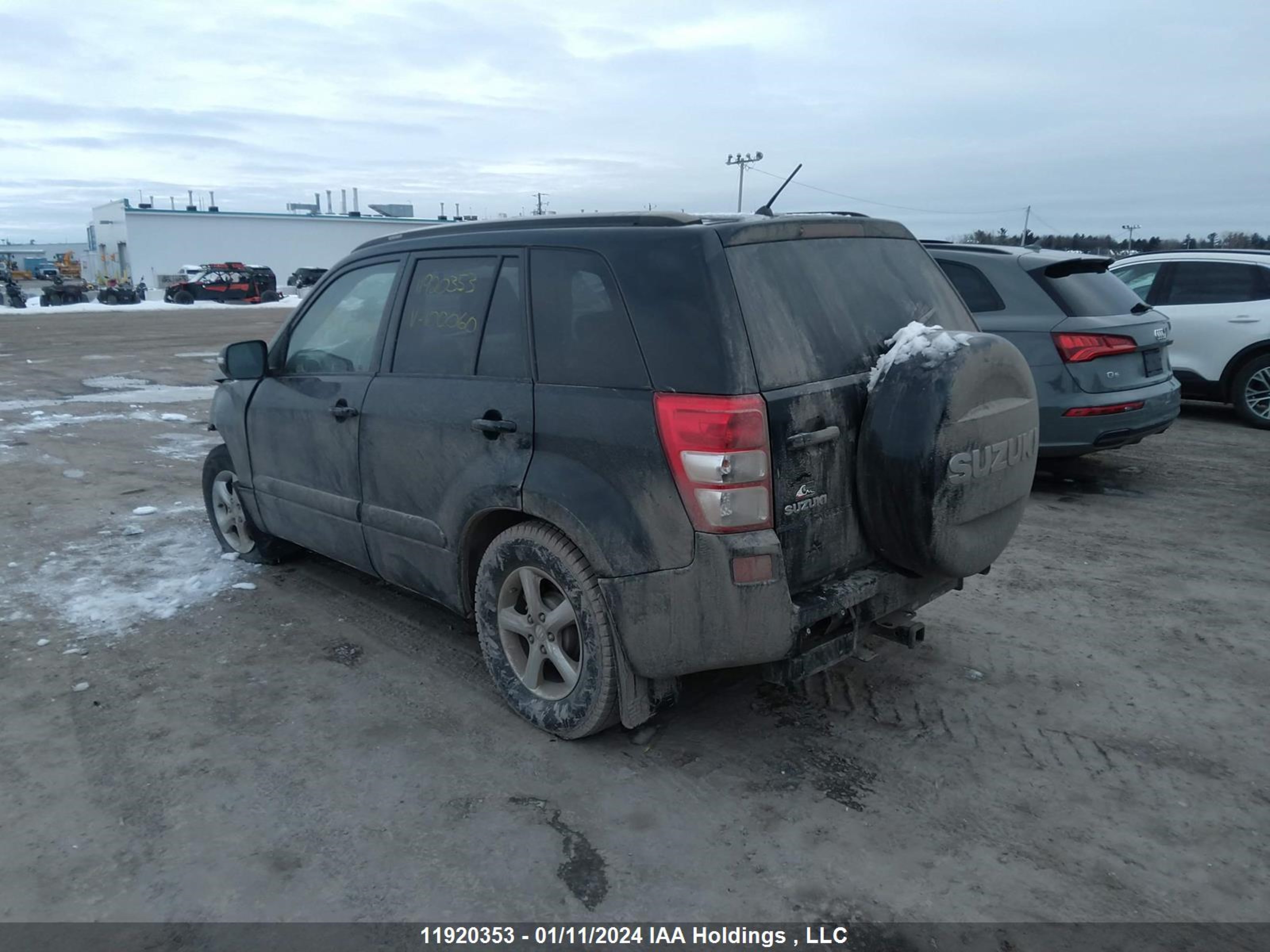 Photo 2 VIN: JS3TD0D43D4100060 - SUZUKI GRAND VITARA 