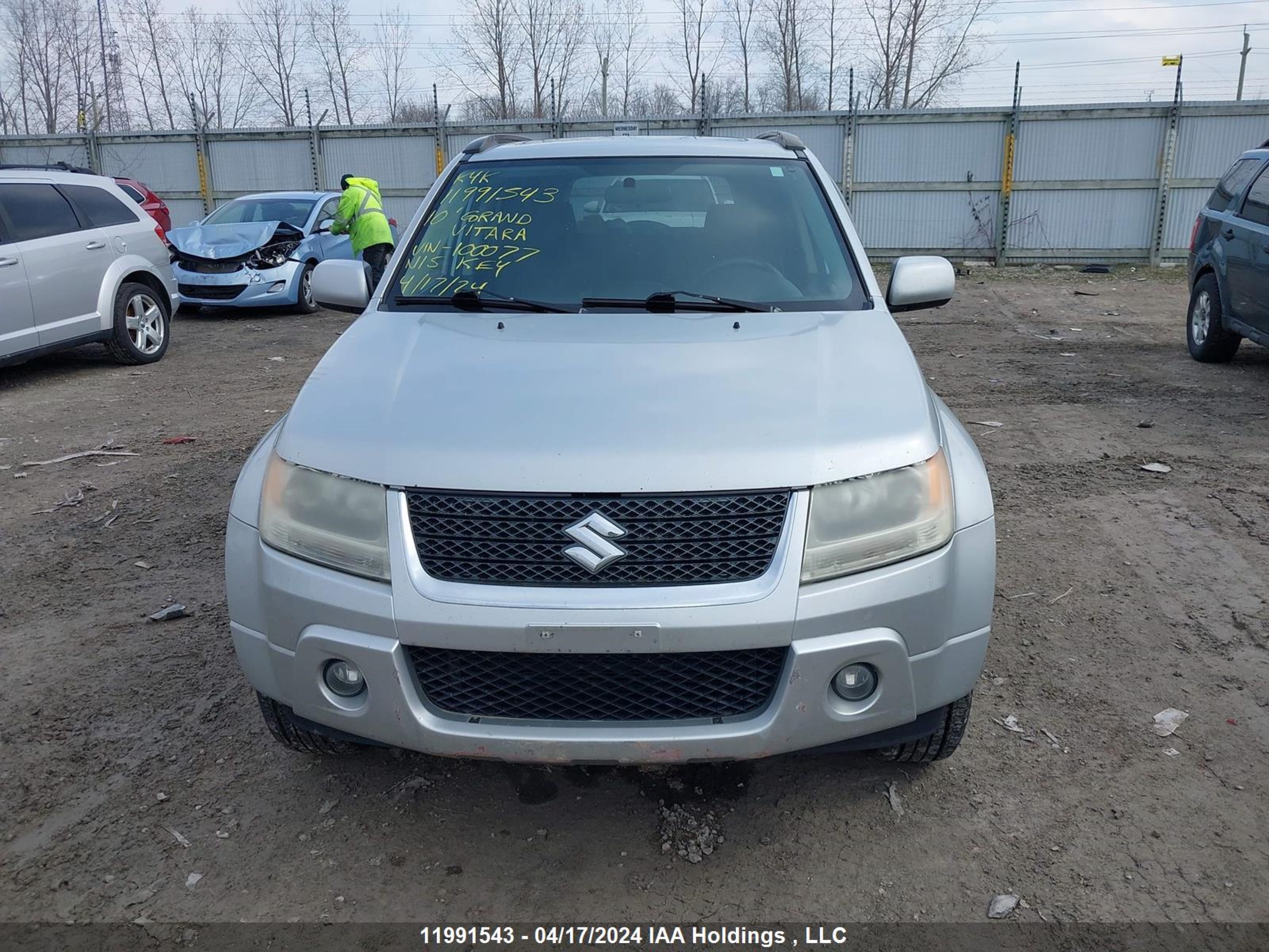 Photo 12 VIN: JS3TD0D71A4100077 - SUZUKI GRAND VITARA 