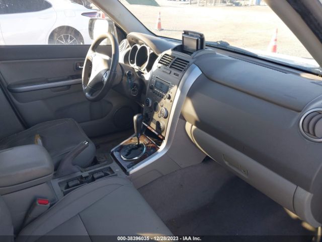 Photo 4 VIN: JS3TD0D77B4100666 - SUZUKI GRAND VITARA 