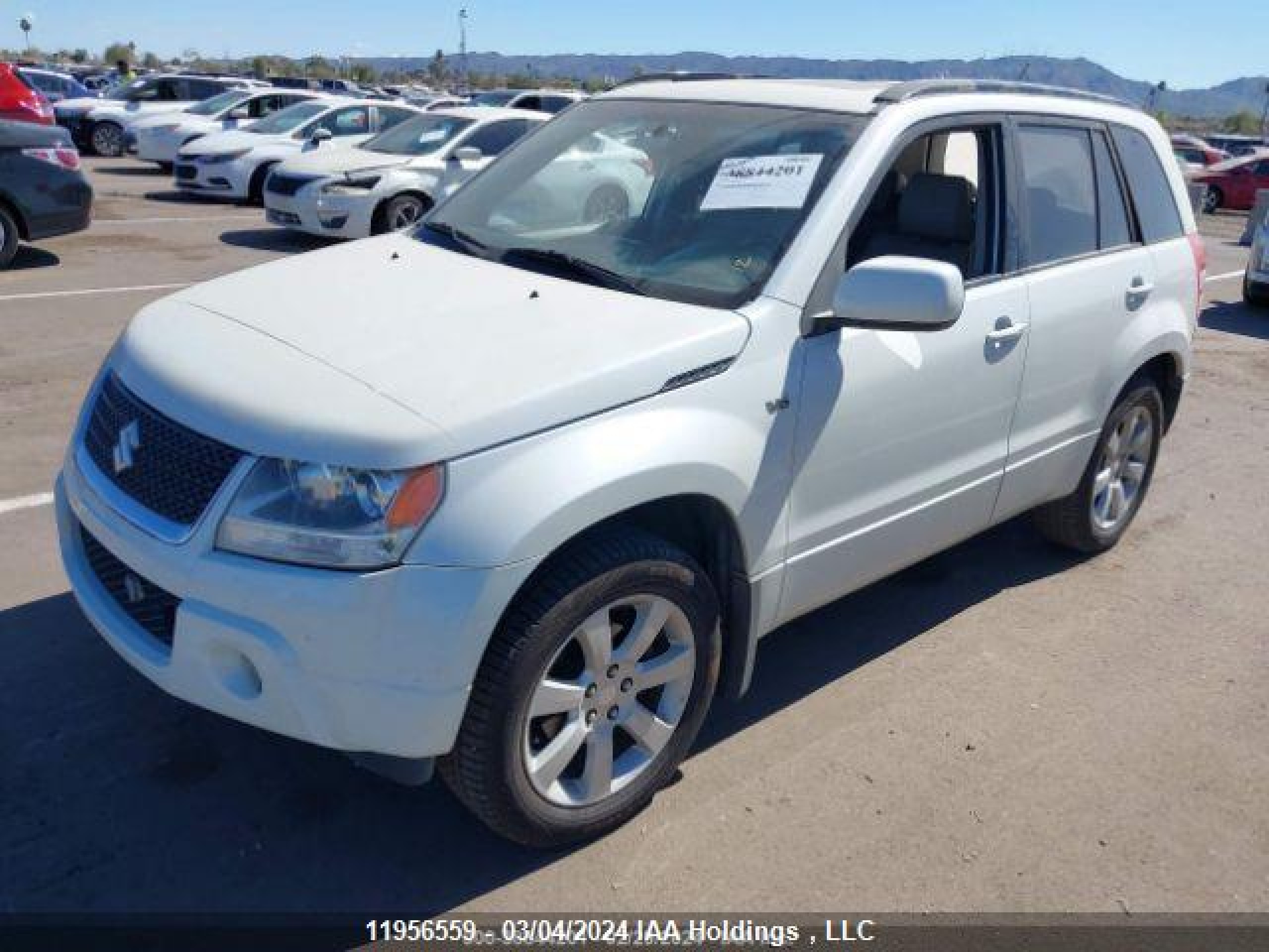 Photo 3 VIN: JS3TD1D9XA4100618 - SUZUKI GRAND VITARA 