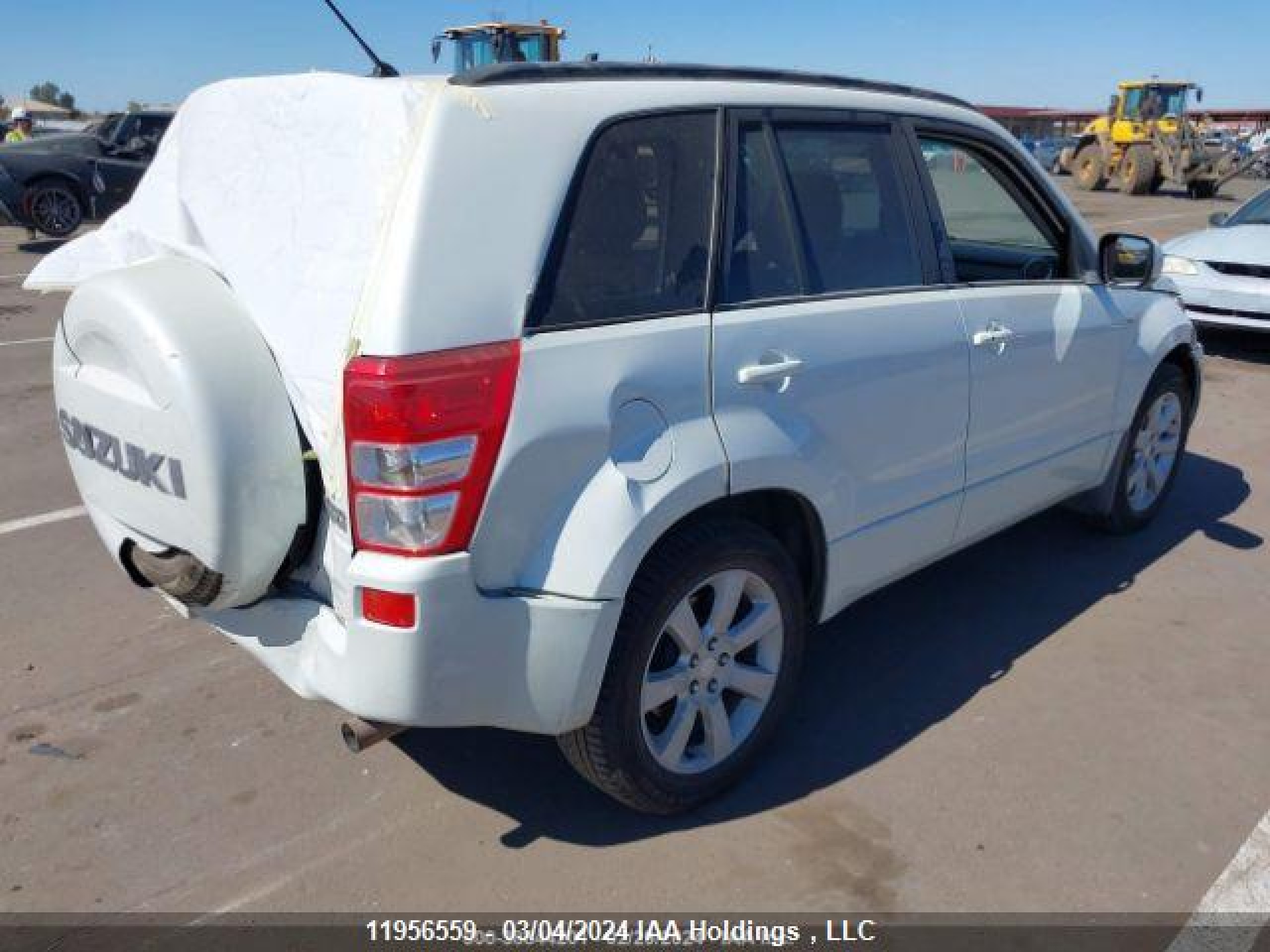 Photo 5 VIN: JS3TD1D9XA4100618 - SUZUKI GRAND VITARA 