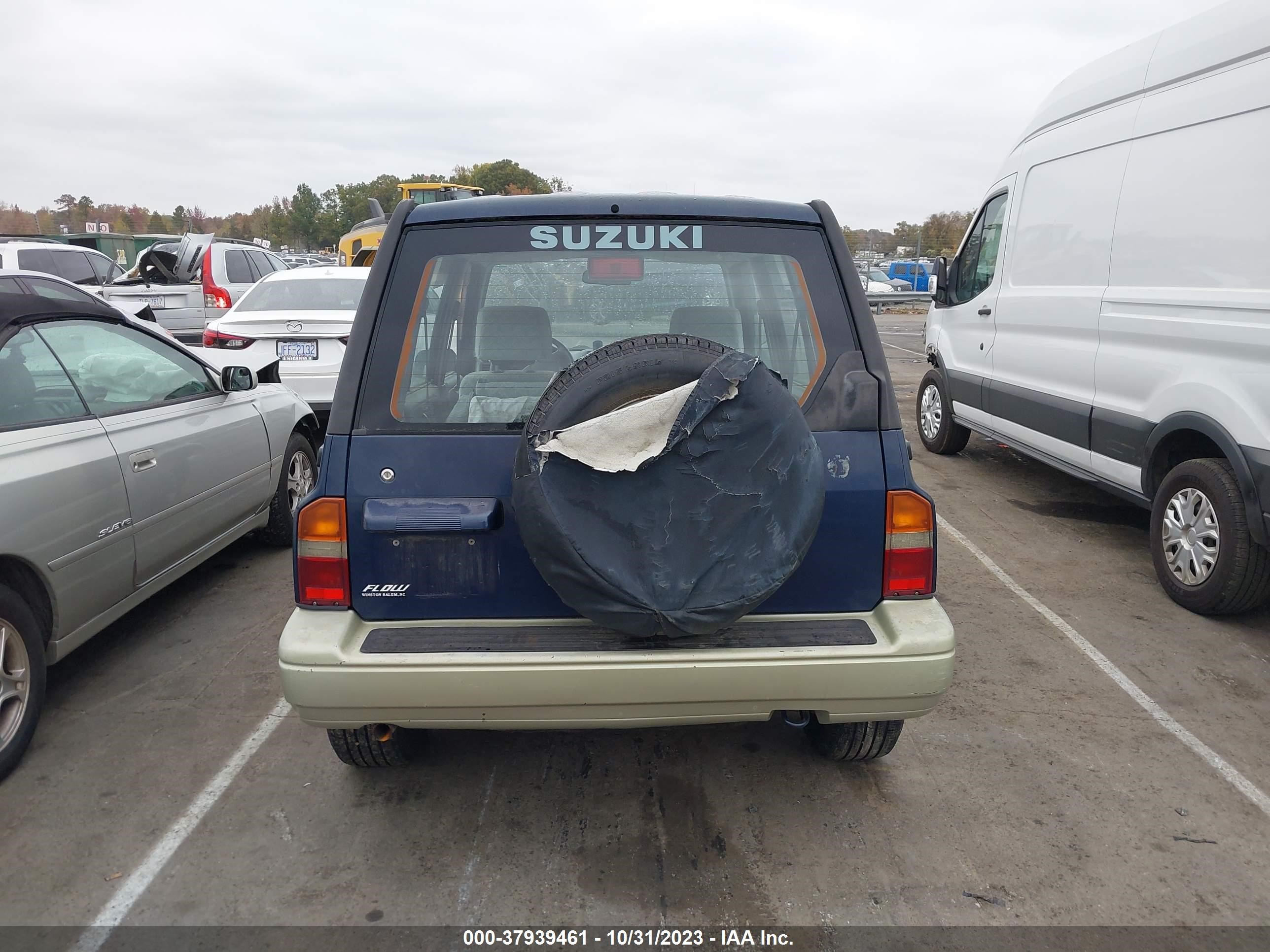 Photo 15 VIN: JS3TD21V6W4102462 - SUZUKI SIDEKICK 