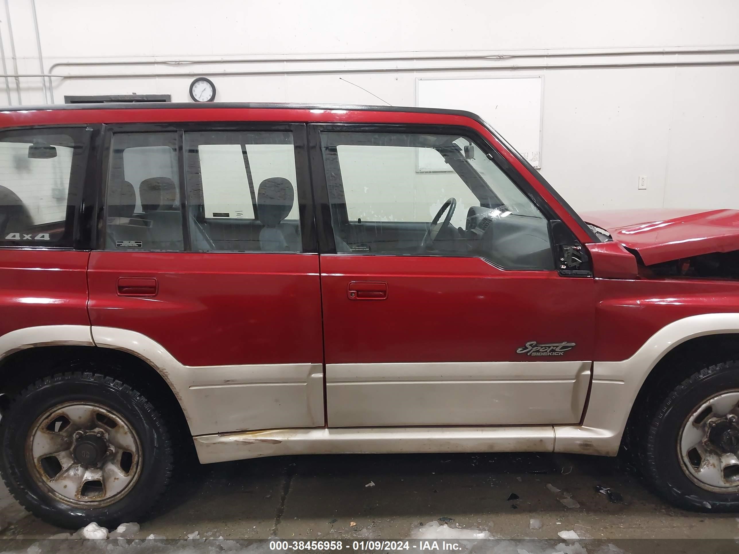 Photo 11 VIN: JS3TD21V7V4102162 - SUZUKI SIDEKICK 