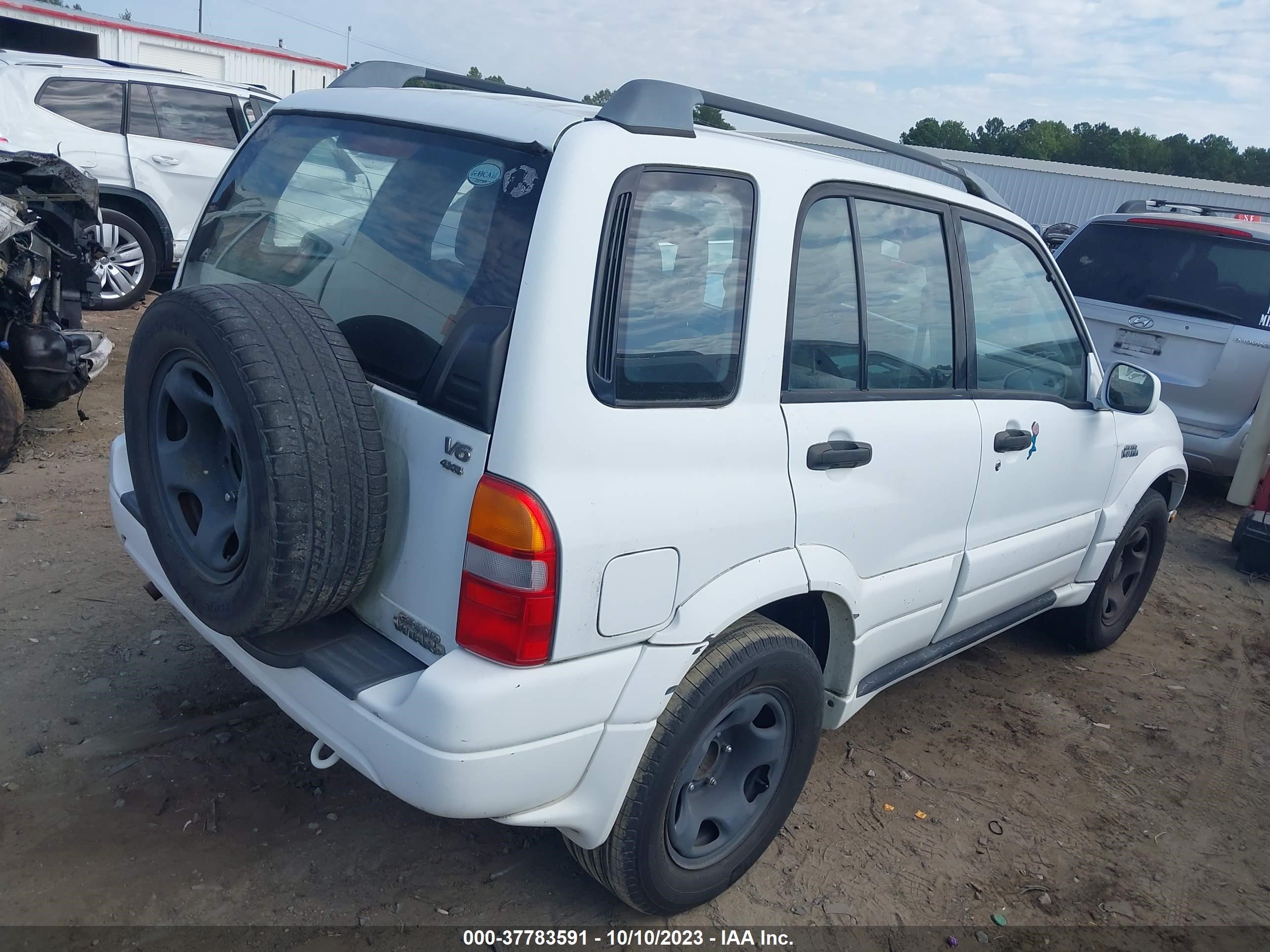 Photo 3 VIN: JS3TD62V114153527 - SUZUKI GRAND VITARA 