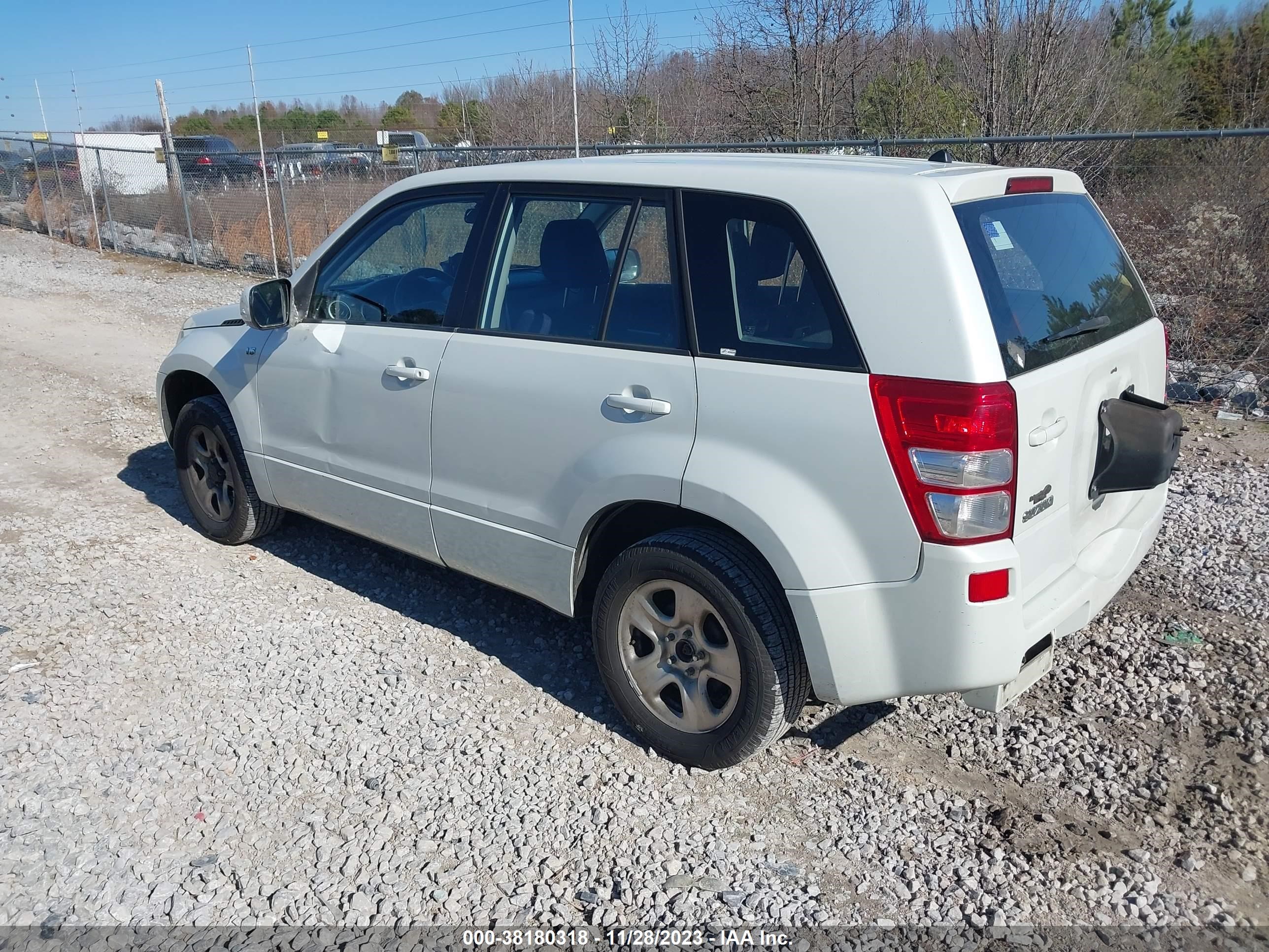 Photo 2 VIN: JS3TD941474202014 - SUZUKI GRAND VITARA 