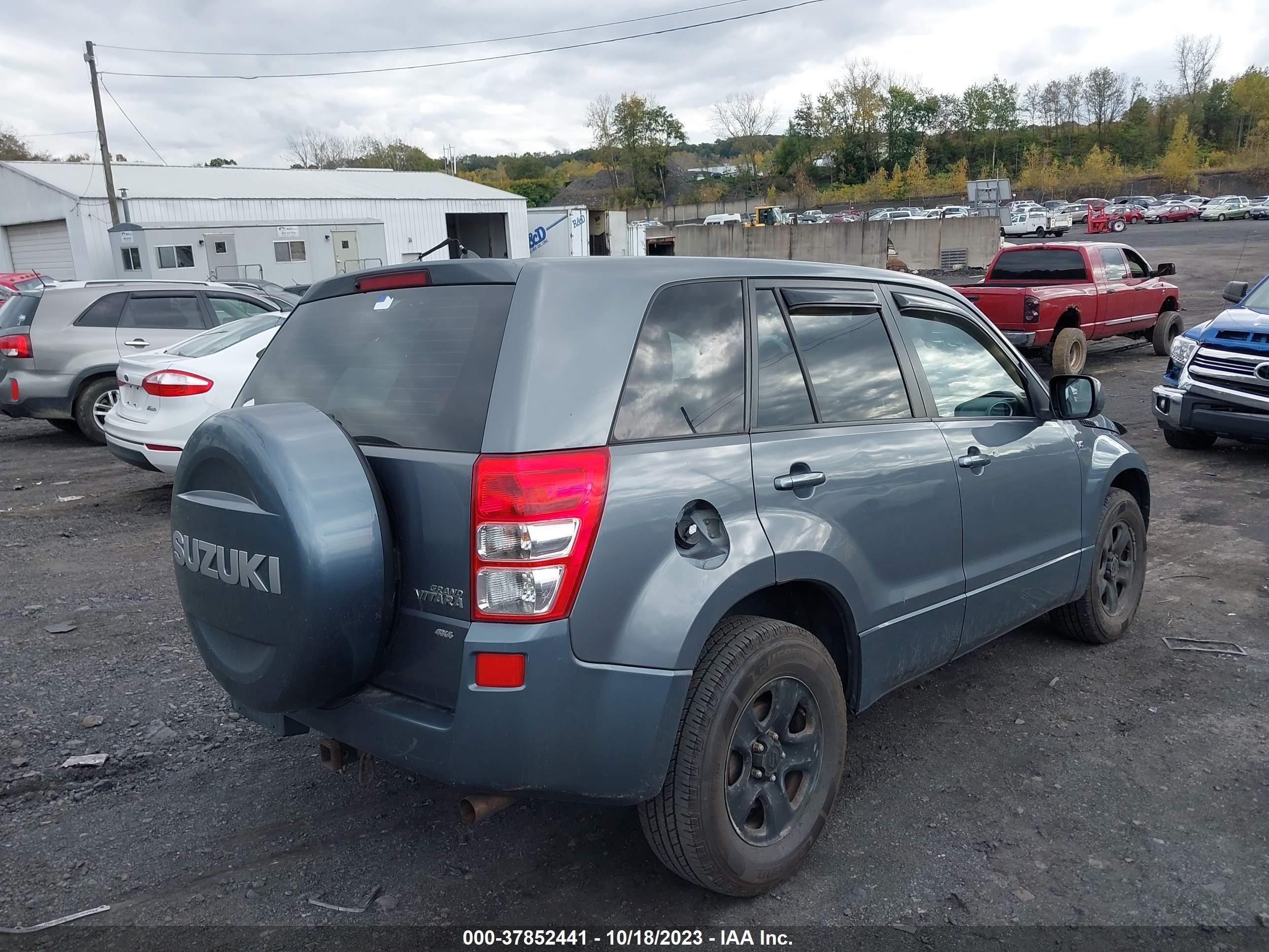 Photo 3 VIN: JS3TD941774204453 - SUZUKI GRAND VITARA 