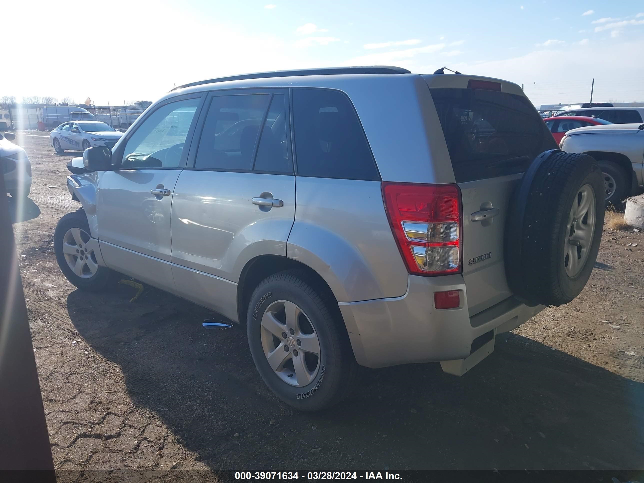 Photo 2 VIN: JS3TD944364100597 - SUZUKI GRAND VITARA 