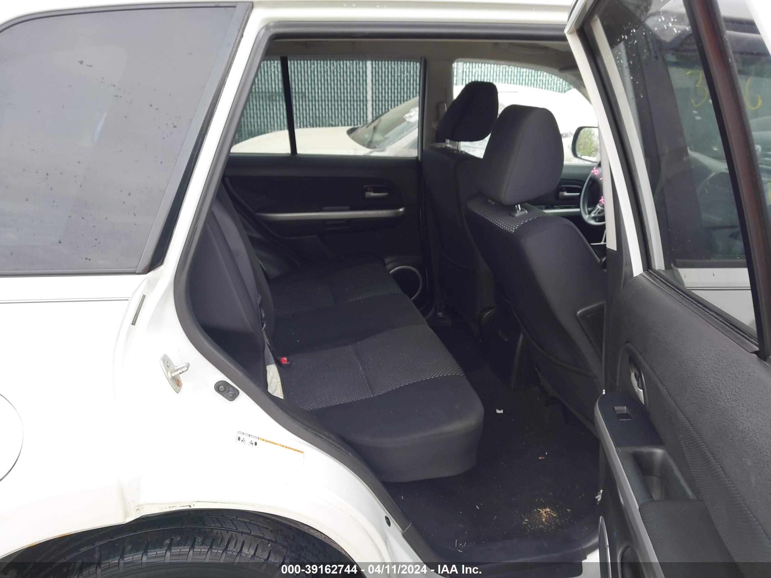 Photo 7 VIN: JS3TD944564102934 - SUZUKI GRAND VITARA 