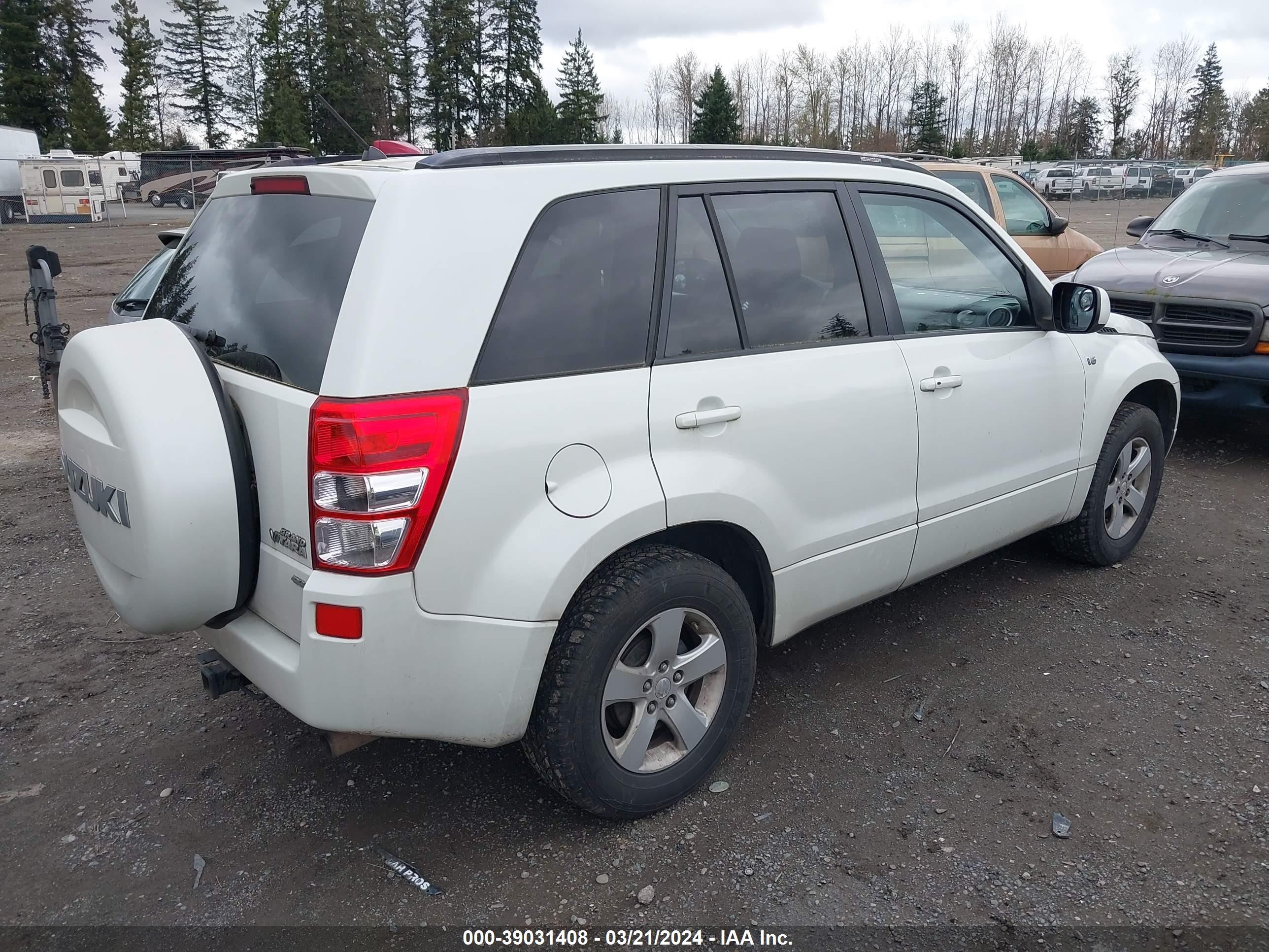 Photo 3 VIN: JS3TD944574203537 - SUZUKI GRAND VITARA 