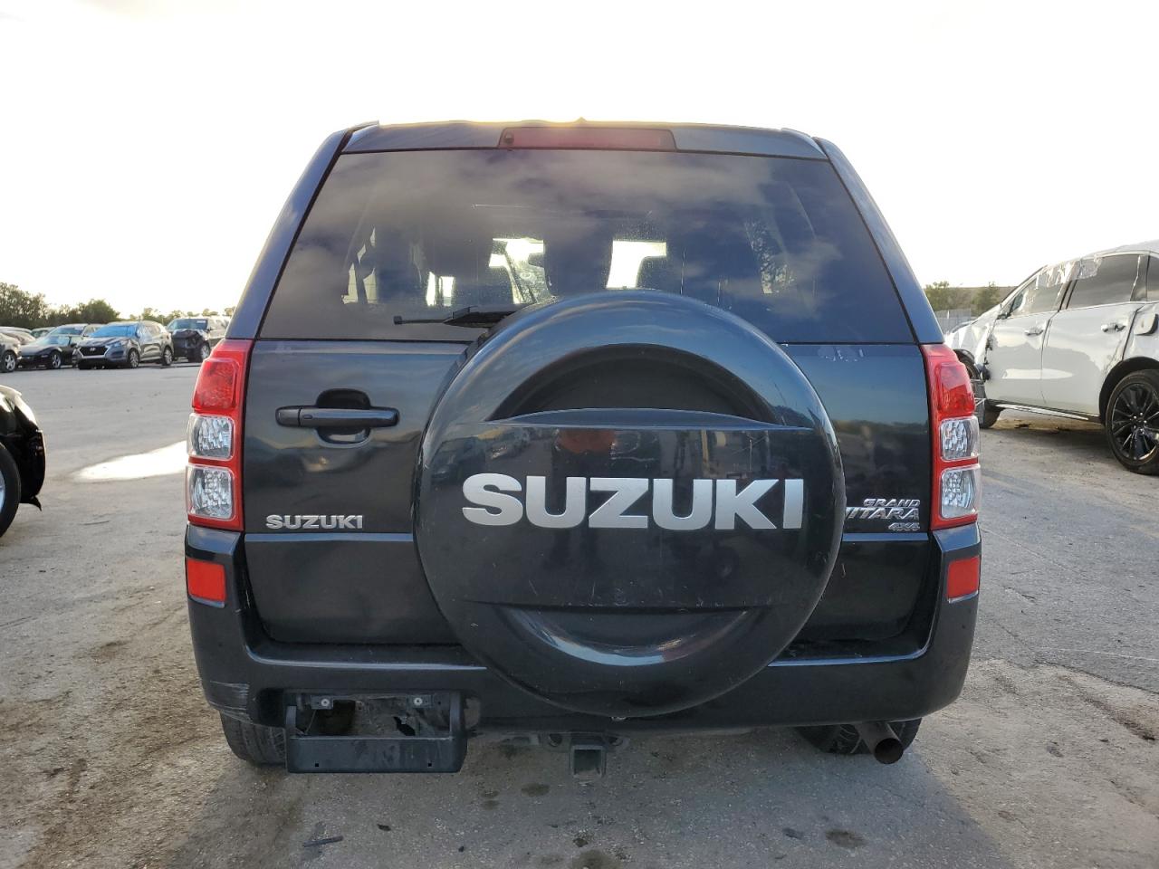 Photo 5 VIN: JS3TD944X74203632 - SUZUKI GRAND VITARA 