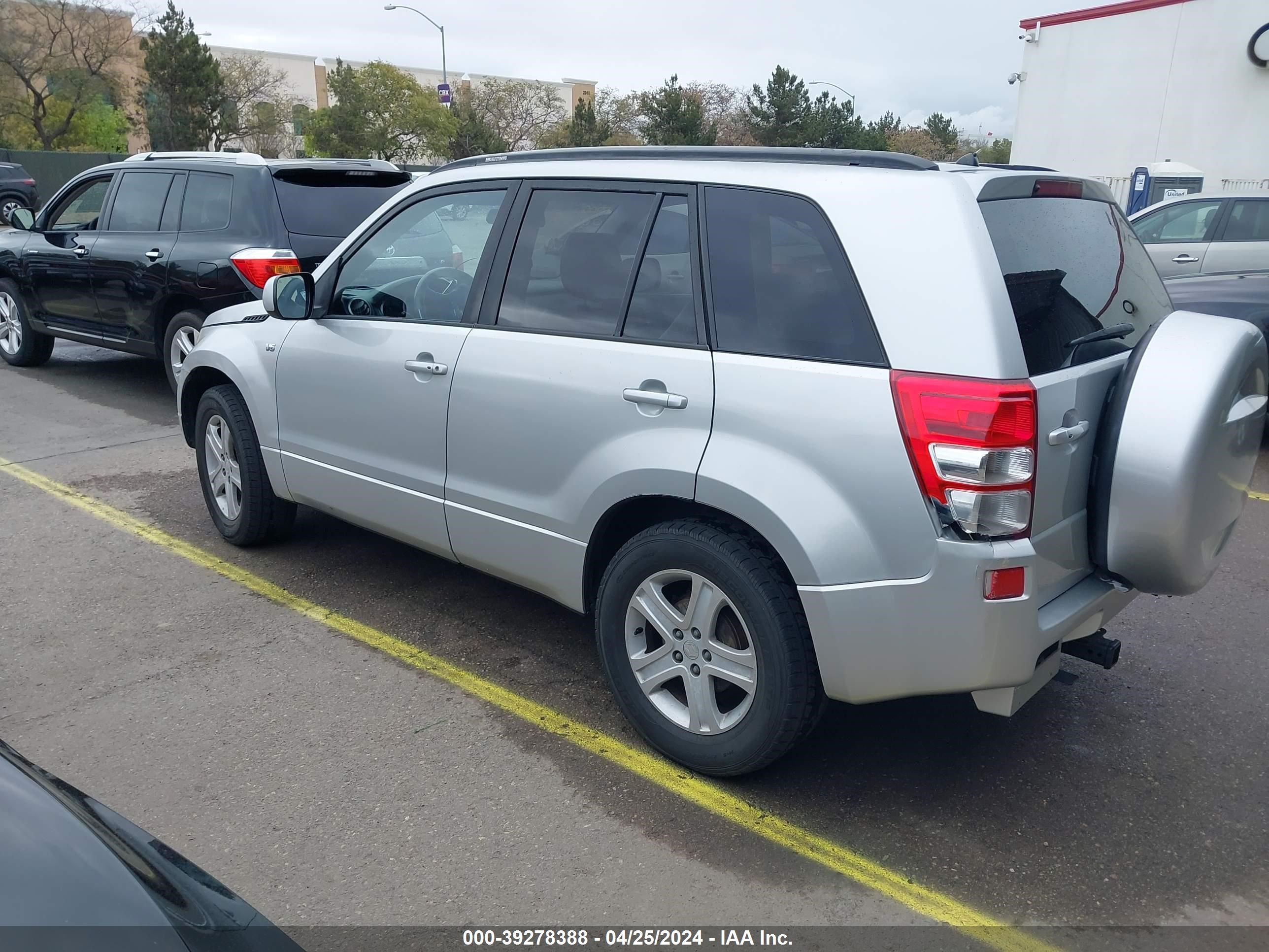 Photo 2 VIN: JS3TD947164104190 - SUZUKI GRAND VITARA 