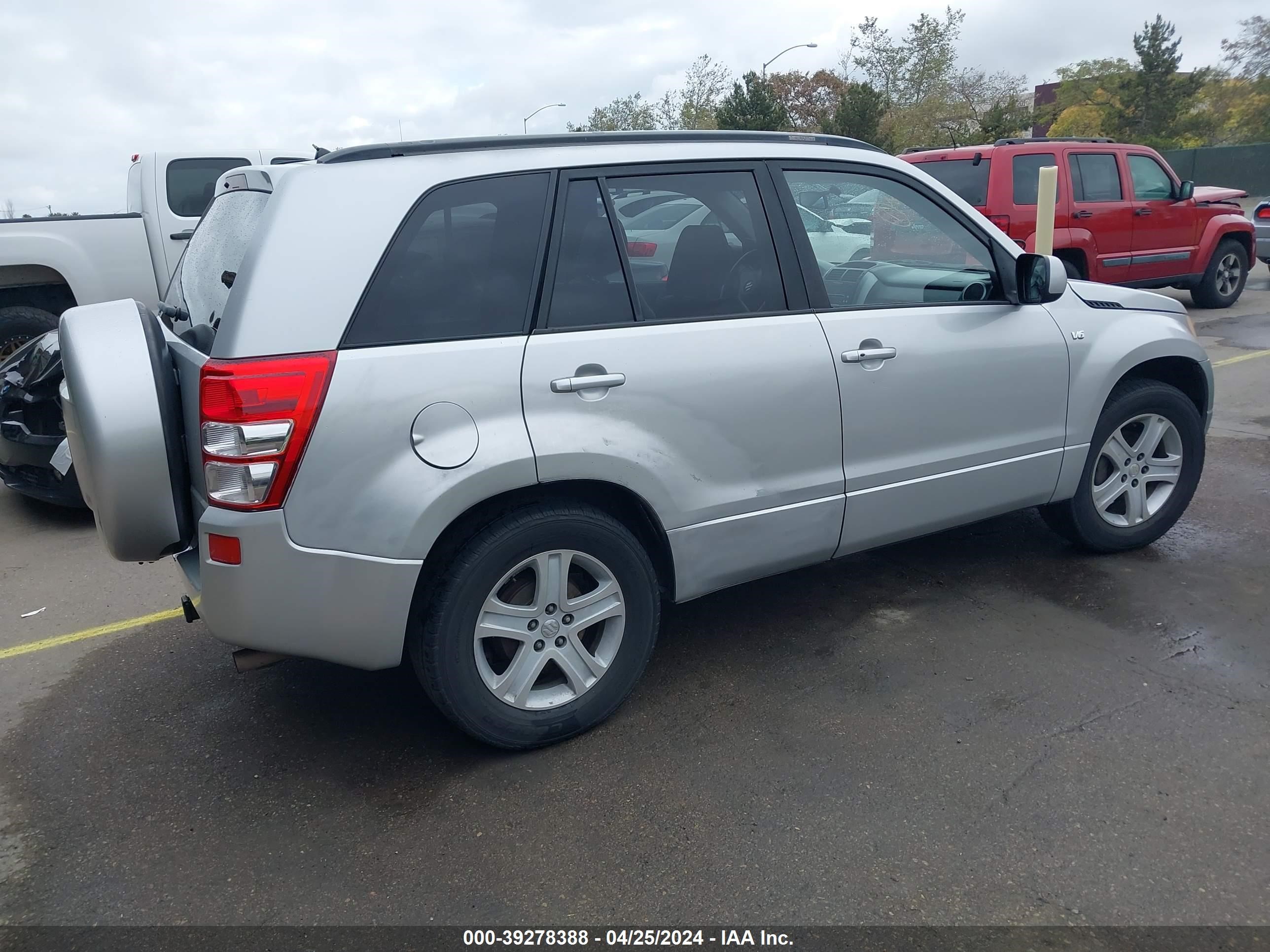 Photo 3 VIN: JS3TD947164104190 - SUZUKI GRAND VITARA 