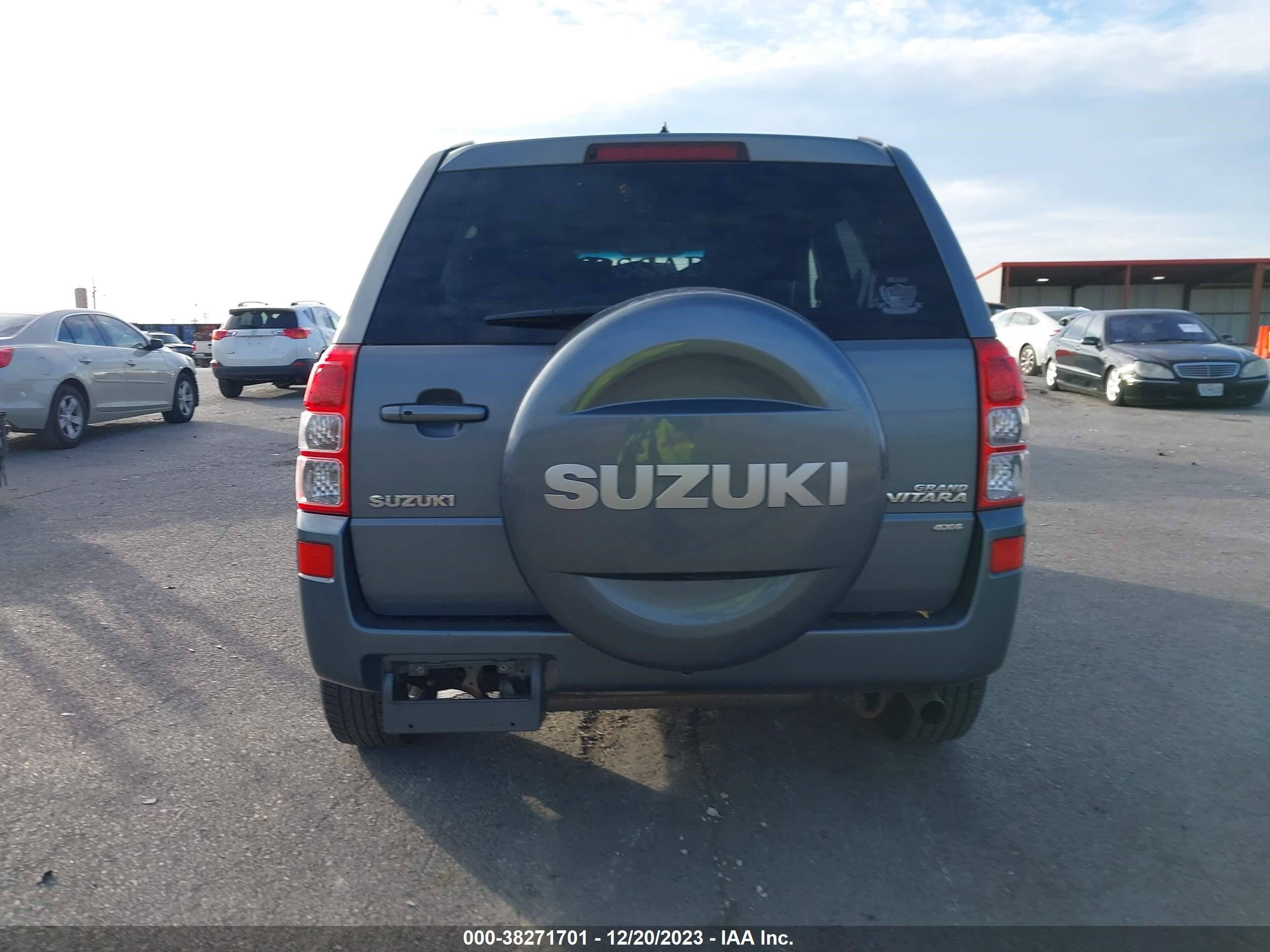 Photo 15 VIN: JS3TD947184101163 - SUZUKI GRAND VITARA 