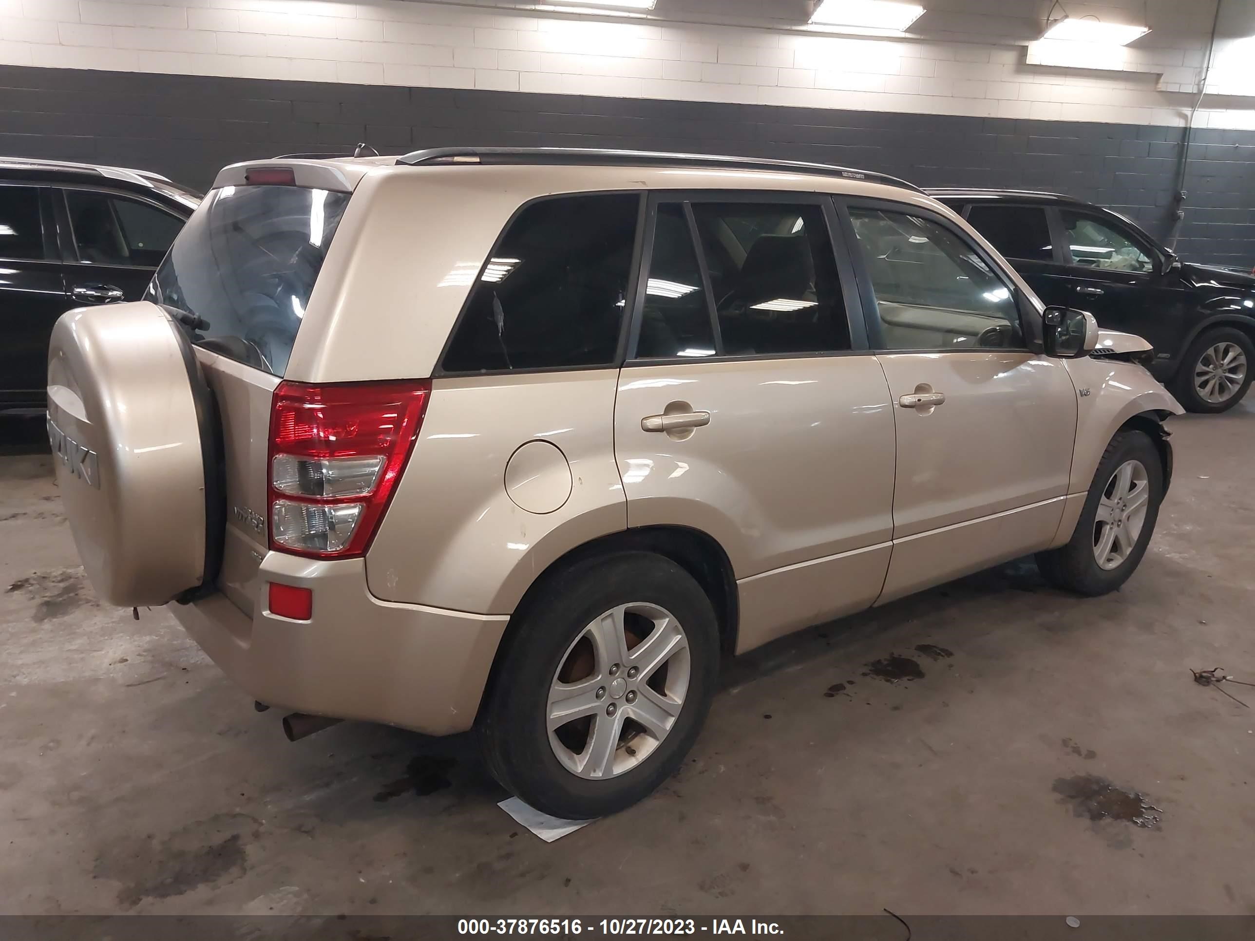 Photo 3 VIN: JS3TD947484100136 - SUZUKI GRAND VITARA 