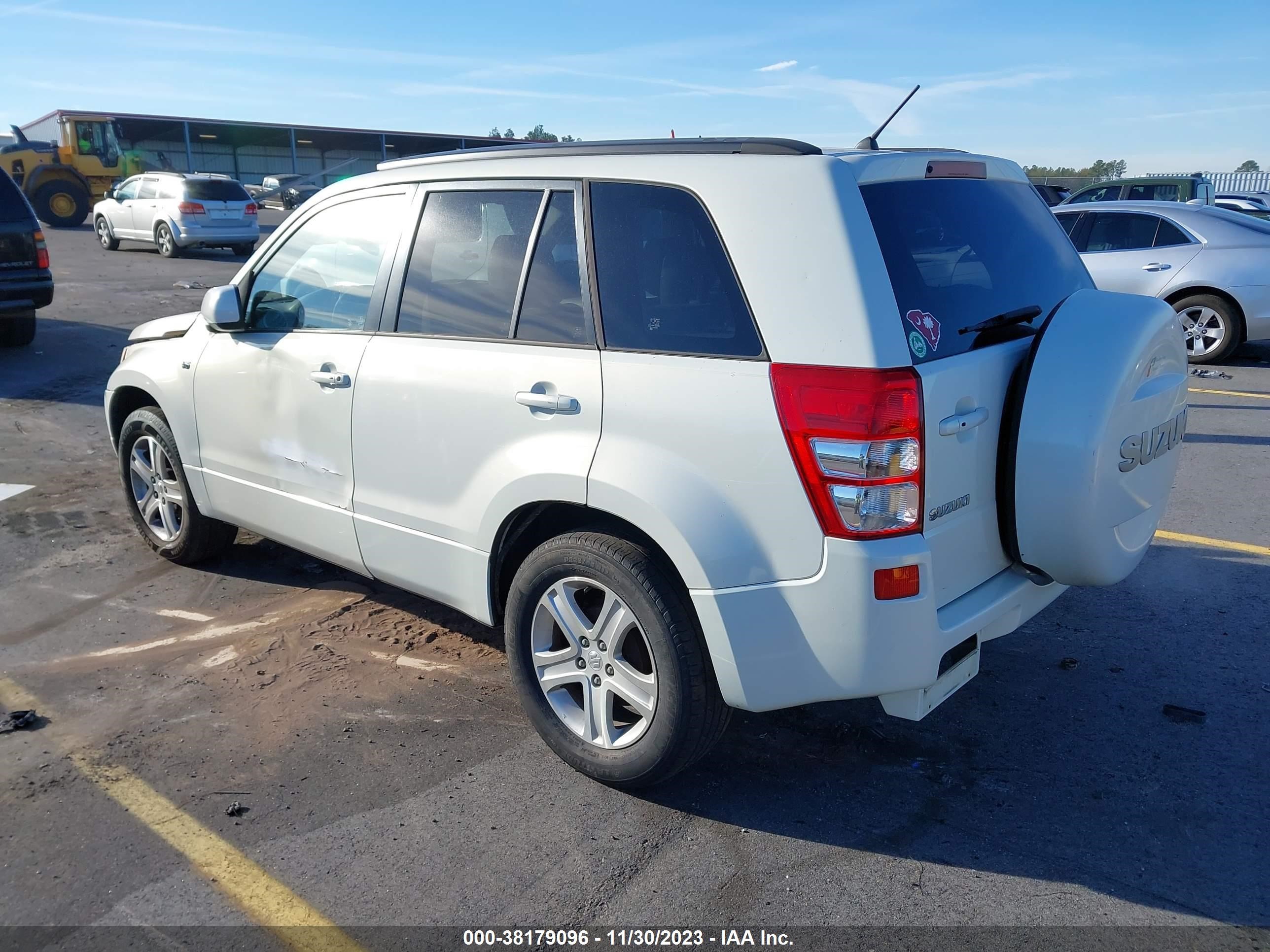 Photo 2 VIN: JS3TD947664105495 - SUZUKI GRAND VITARA 