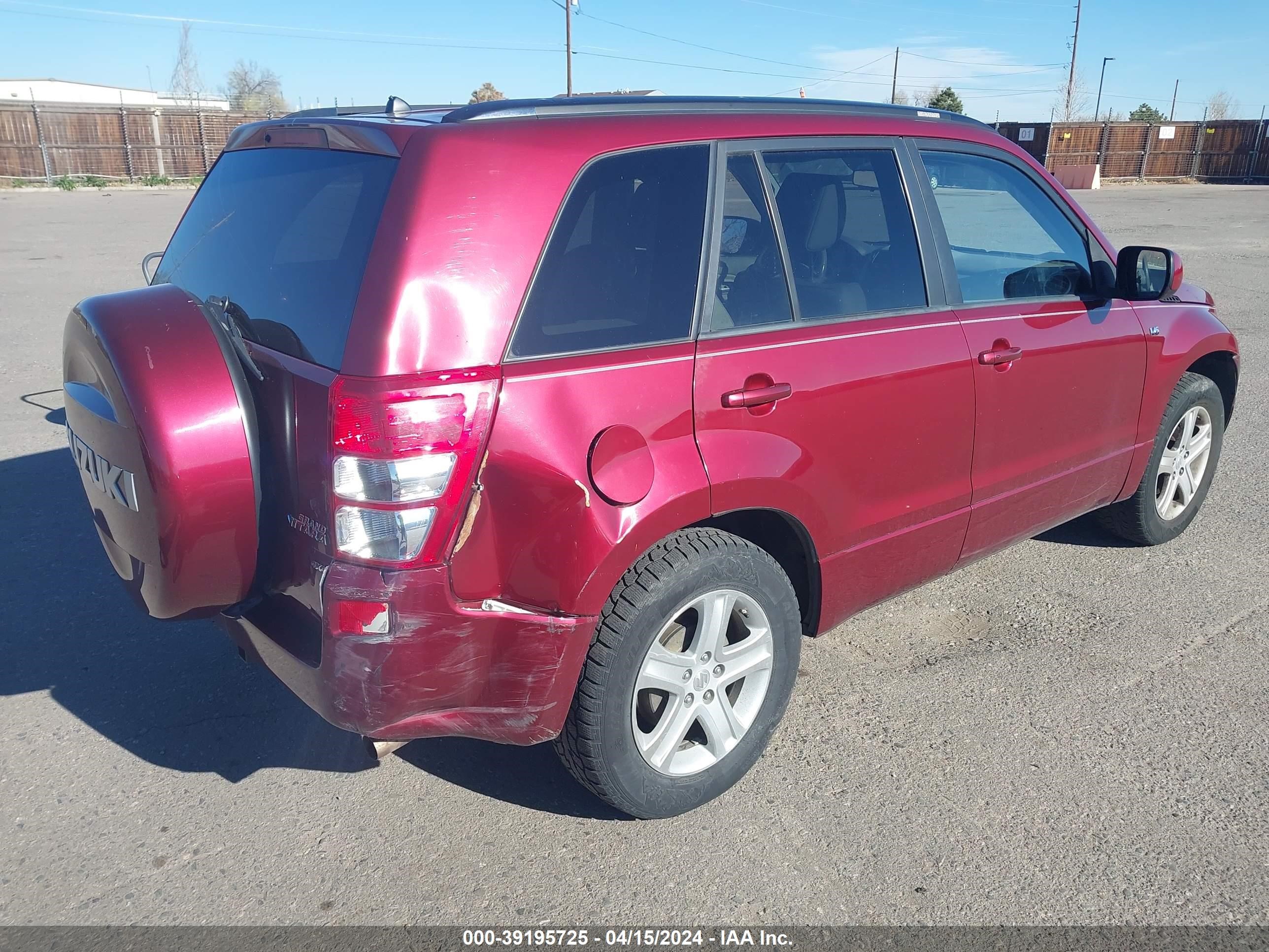 Photo 3 VIN: JS3TD947684100400 - SUZUKI GRAND VITARA 