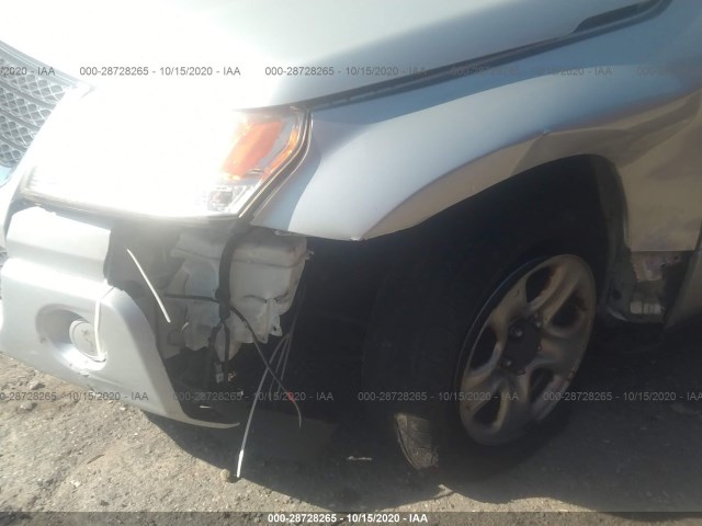 Photo 5 VIN: JS3TE0D24C4100224 - SUZUKI GRAND VITARA 