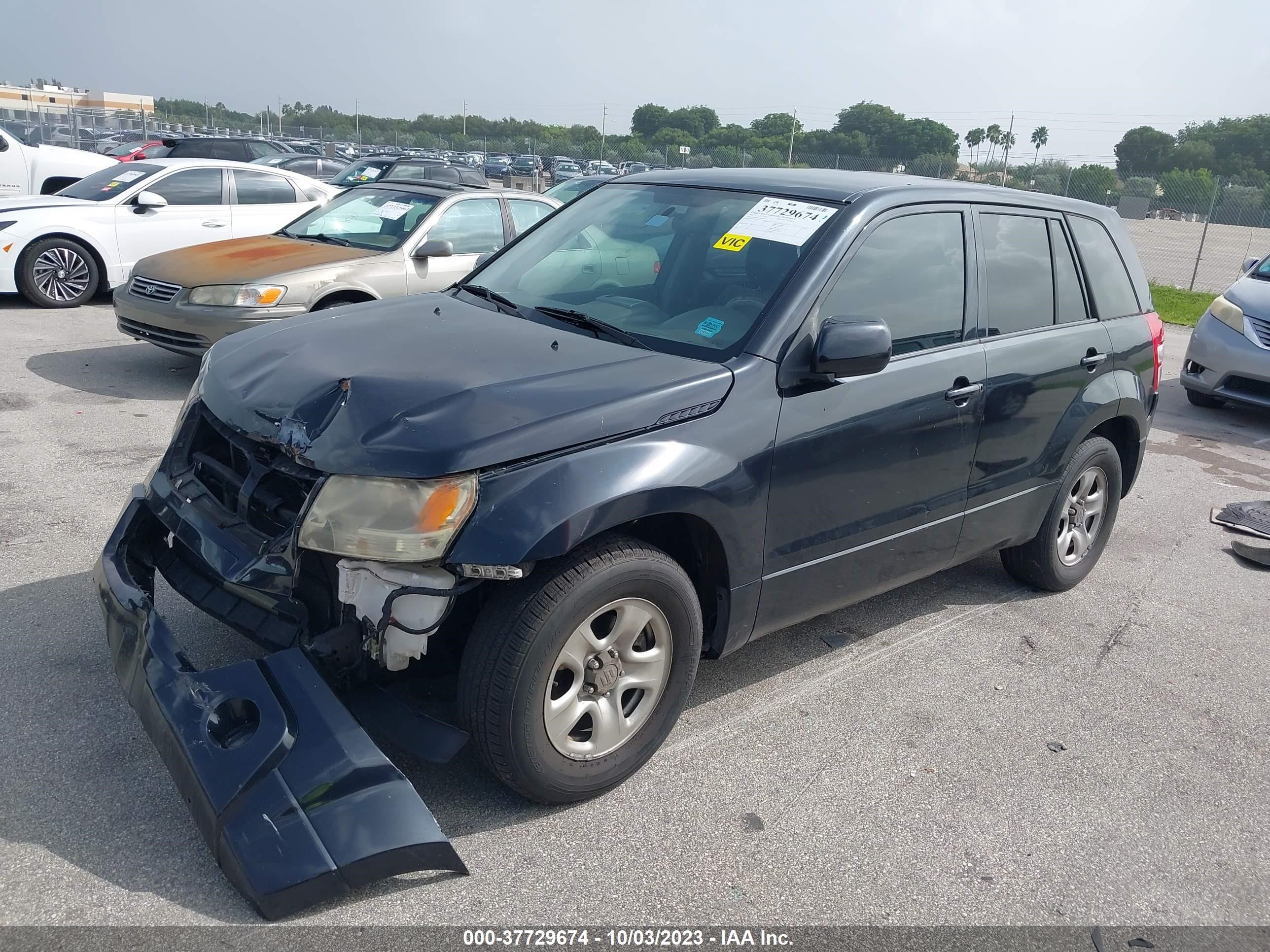 Photo 1 VIN: JS3TE0D27A4100716 - SUZUKI GRAND VITARA 