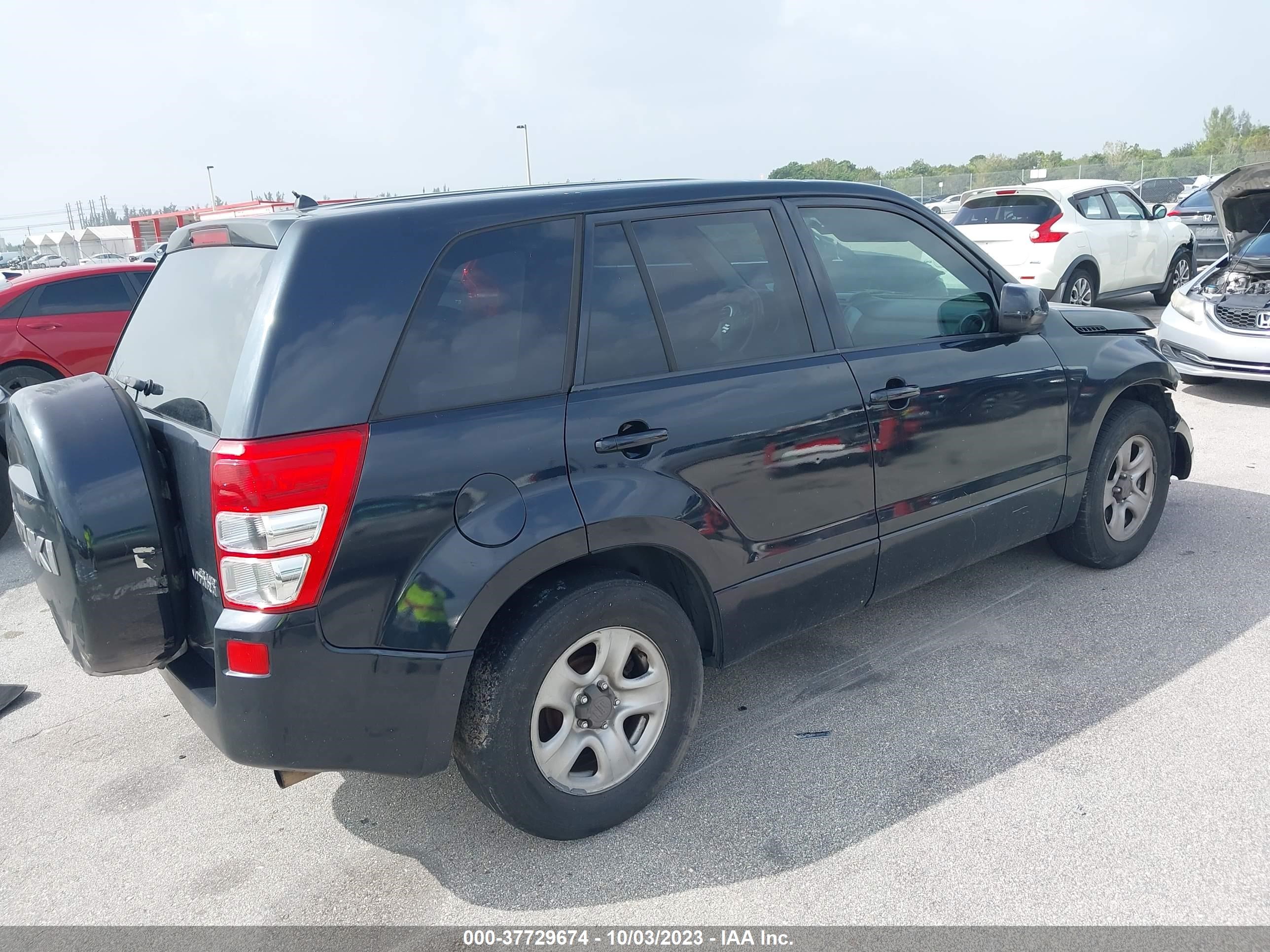 Photo 3 VIN: JS3TE0D27A4100716 - SUZUKI GRAND VITARA 