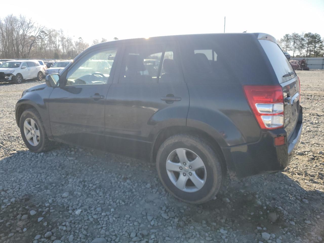 Photo 1 VIN: JS3TE0D69D4100384 - SUZUKI GRAND VITARA 