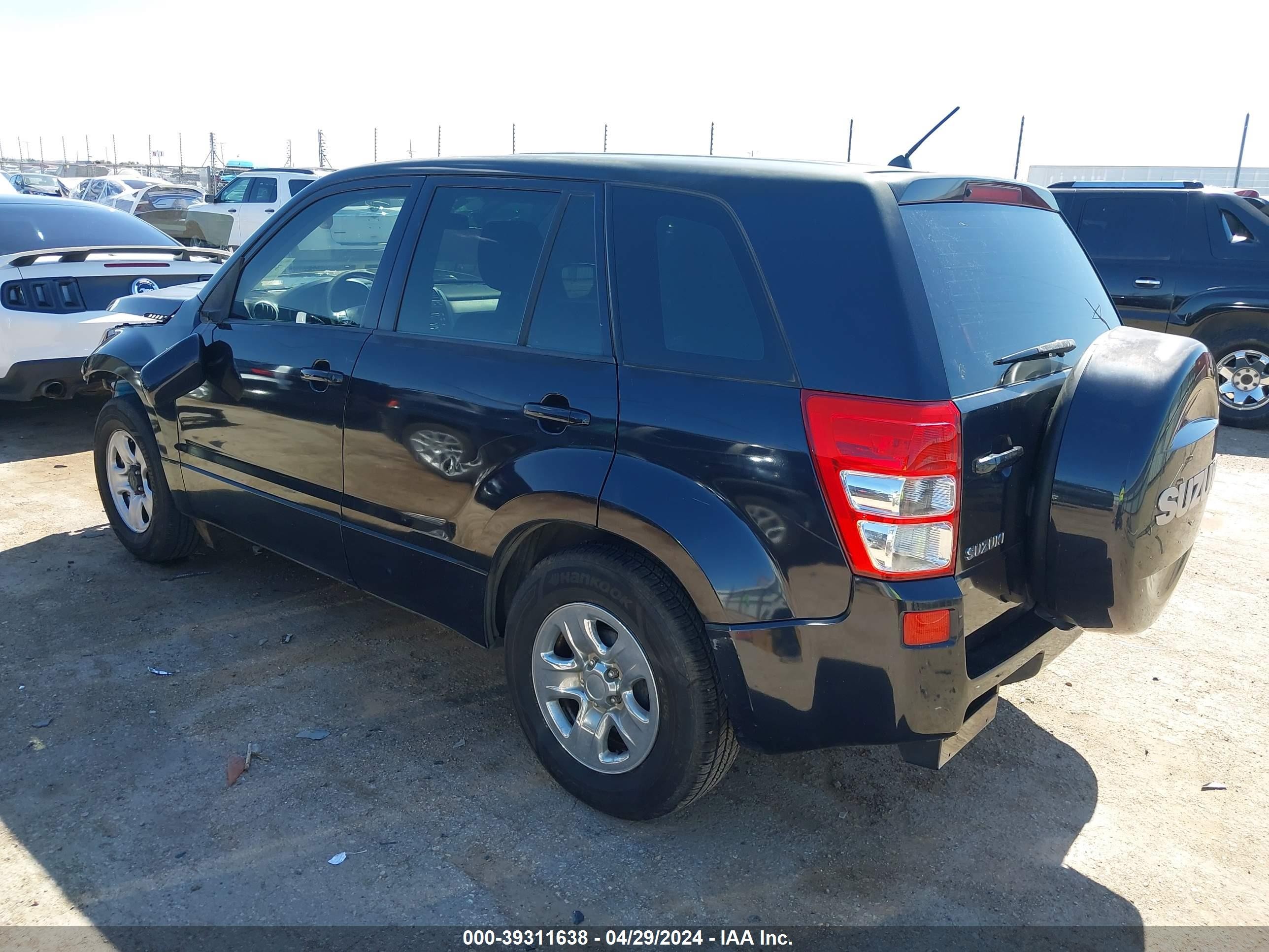 Photo 2 VIN: JS3TE941284103013 - SUZUKI GRAND VITARA 