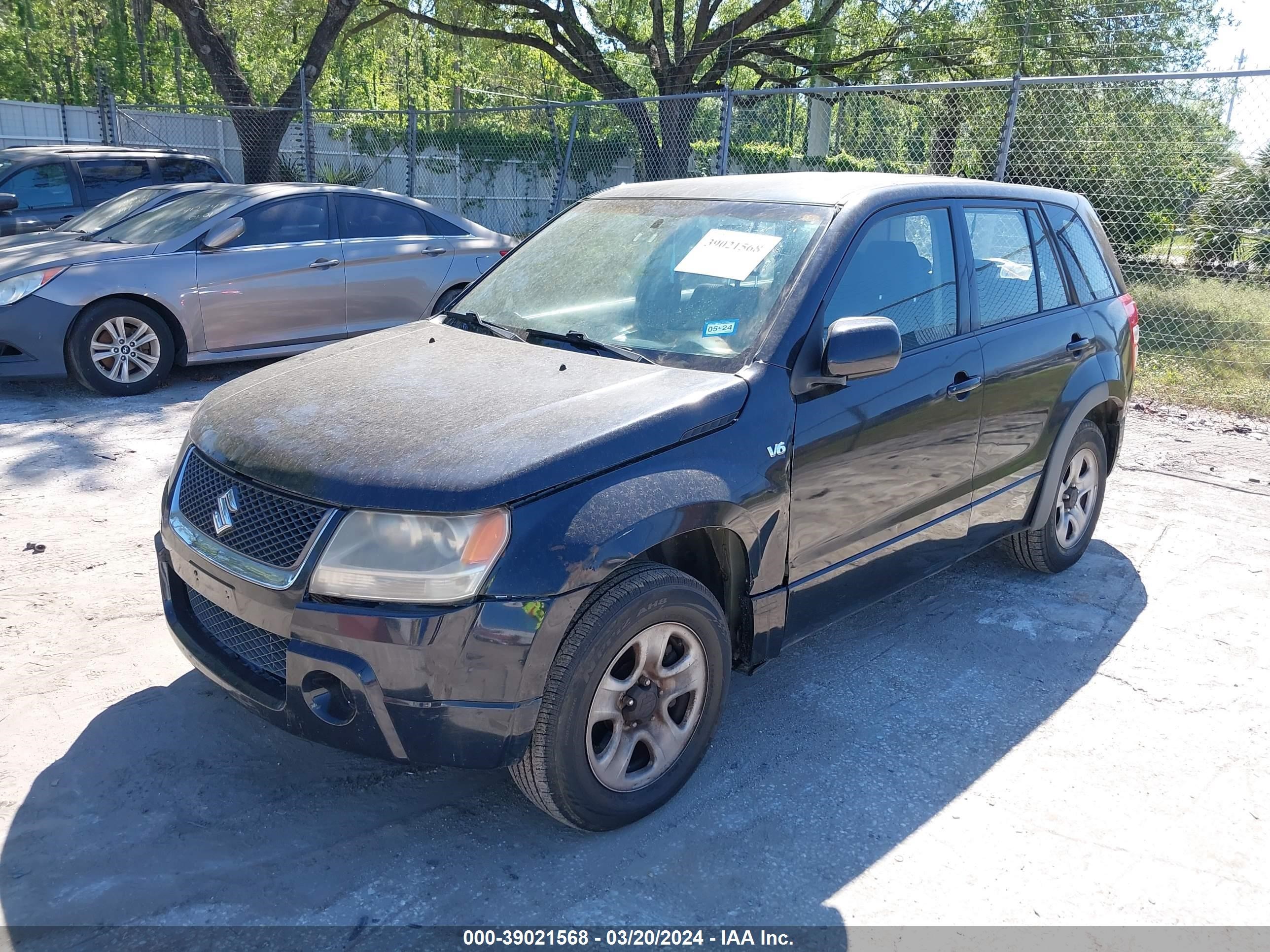 Photo 2 VIN: JS3TE941584102390 - SUZUKI GRAND VITARA 