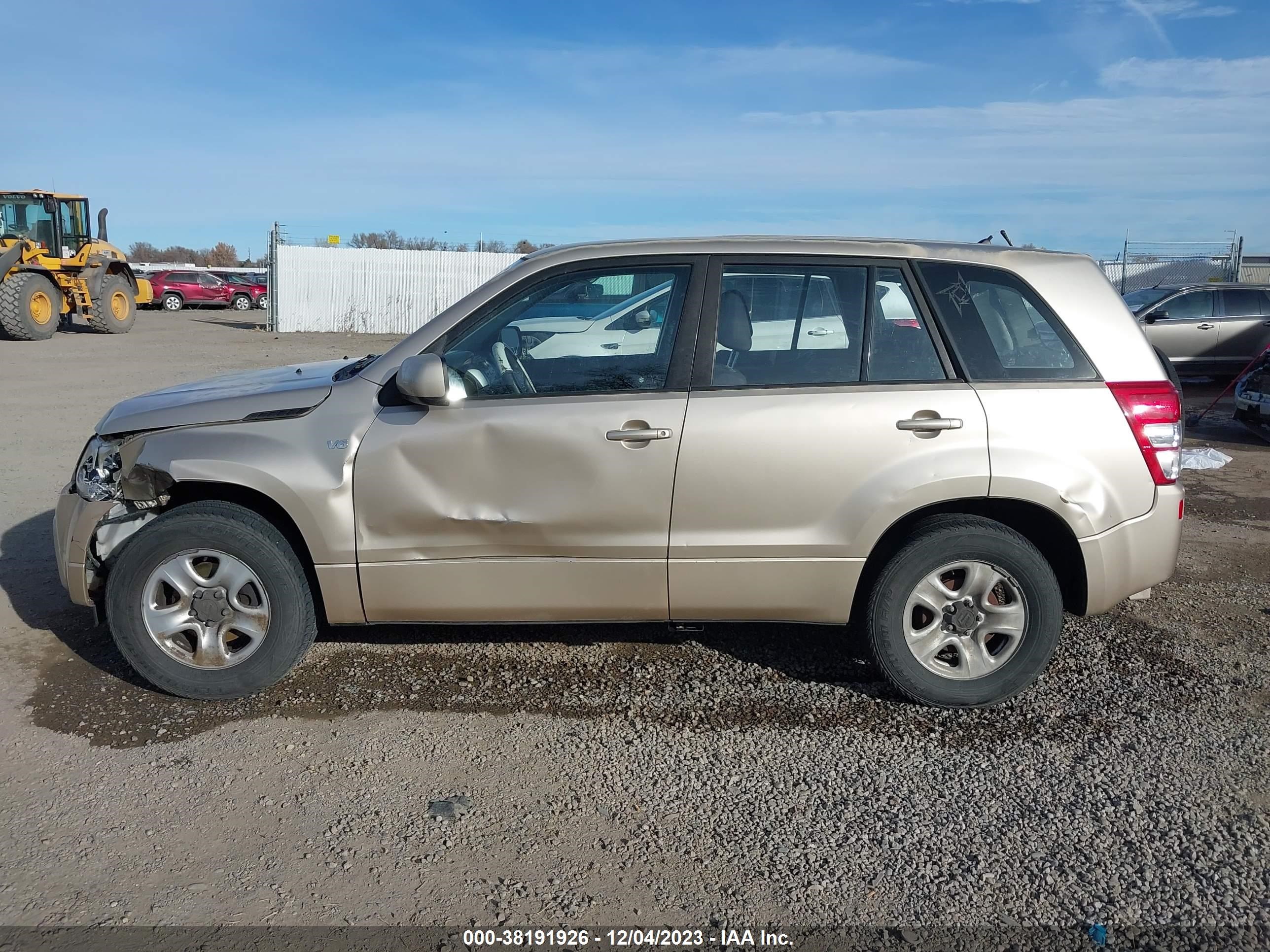 Photo 14 VIN: JS3TE941664102234 - SUZUKI GRAND VITARA 