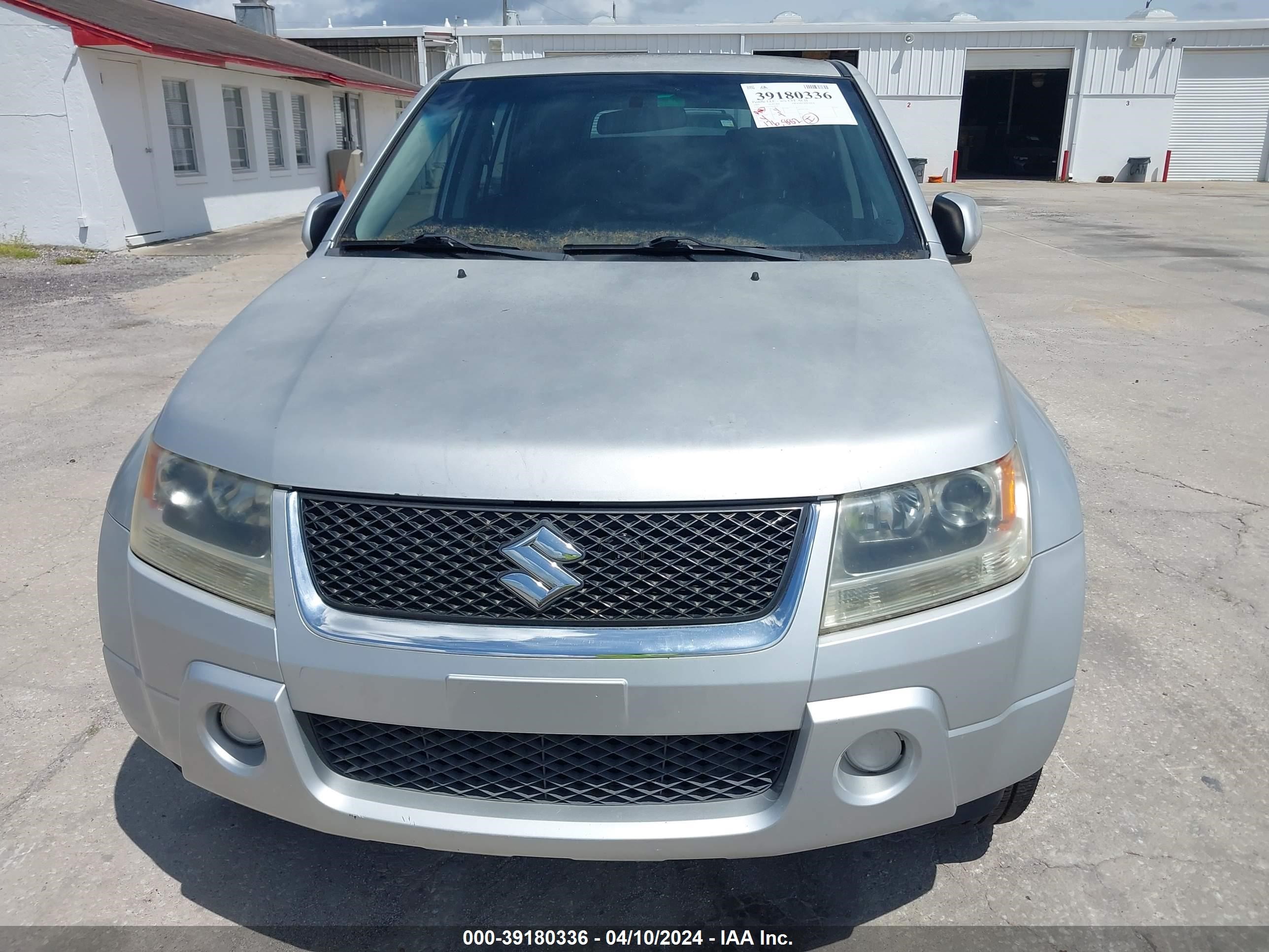 Photo 5 VIN: JS3TE941774200593 - SUZUKI GRAND VITARA 