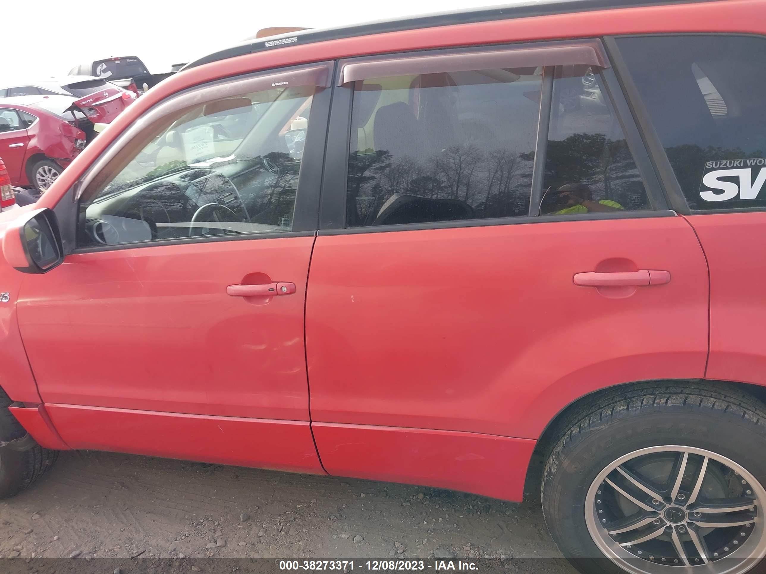 Photo 13 VIN: JS3TE947064102184 - SUZUKI GRAND VITARA 