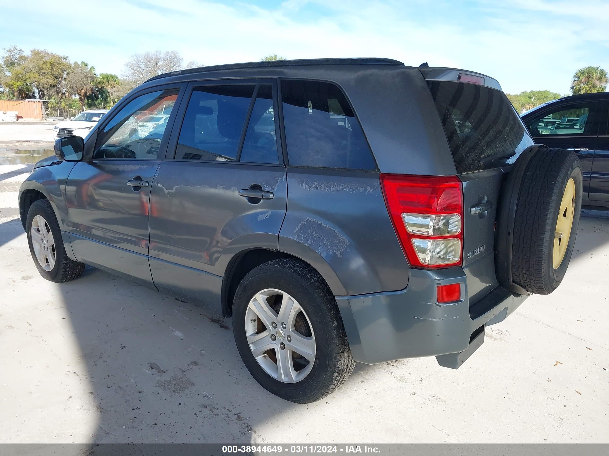 Photo 2 VIN: JS3TE947484100313 - SUZUKI GRAND VITARA 