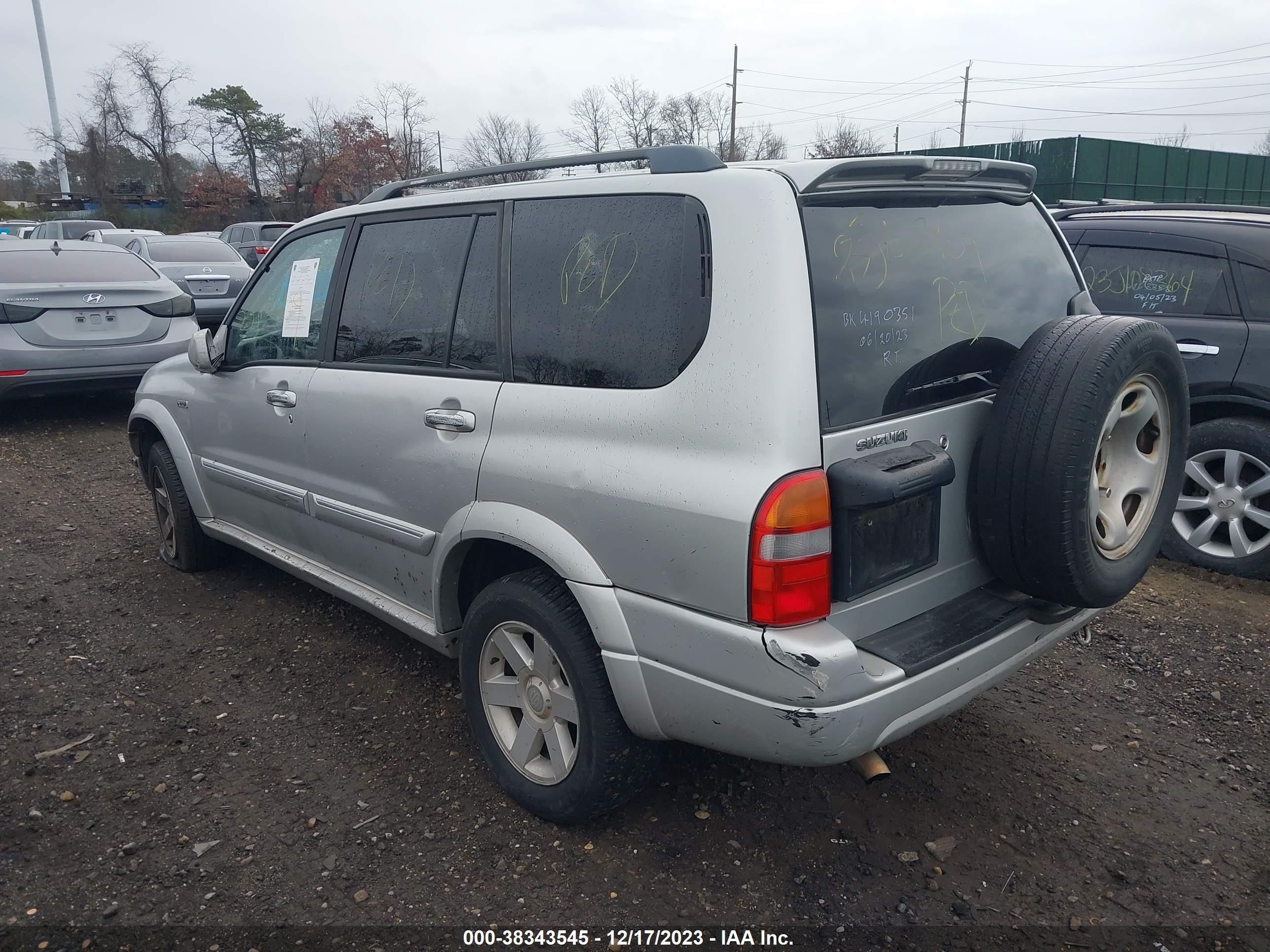 Photo 2 VIN: JS3TX92V324124248 - SUZUKI XL7 