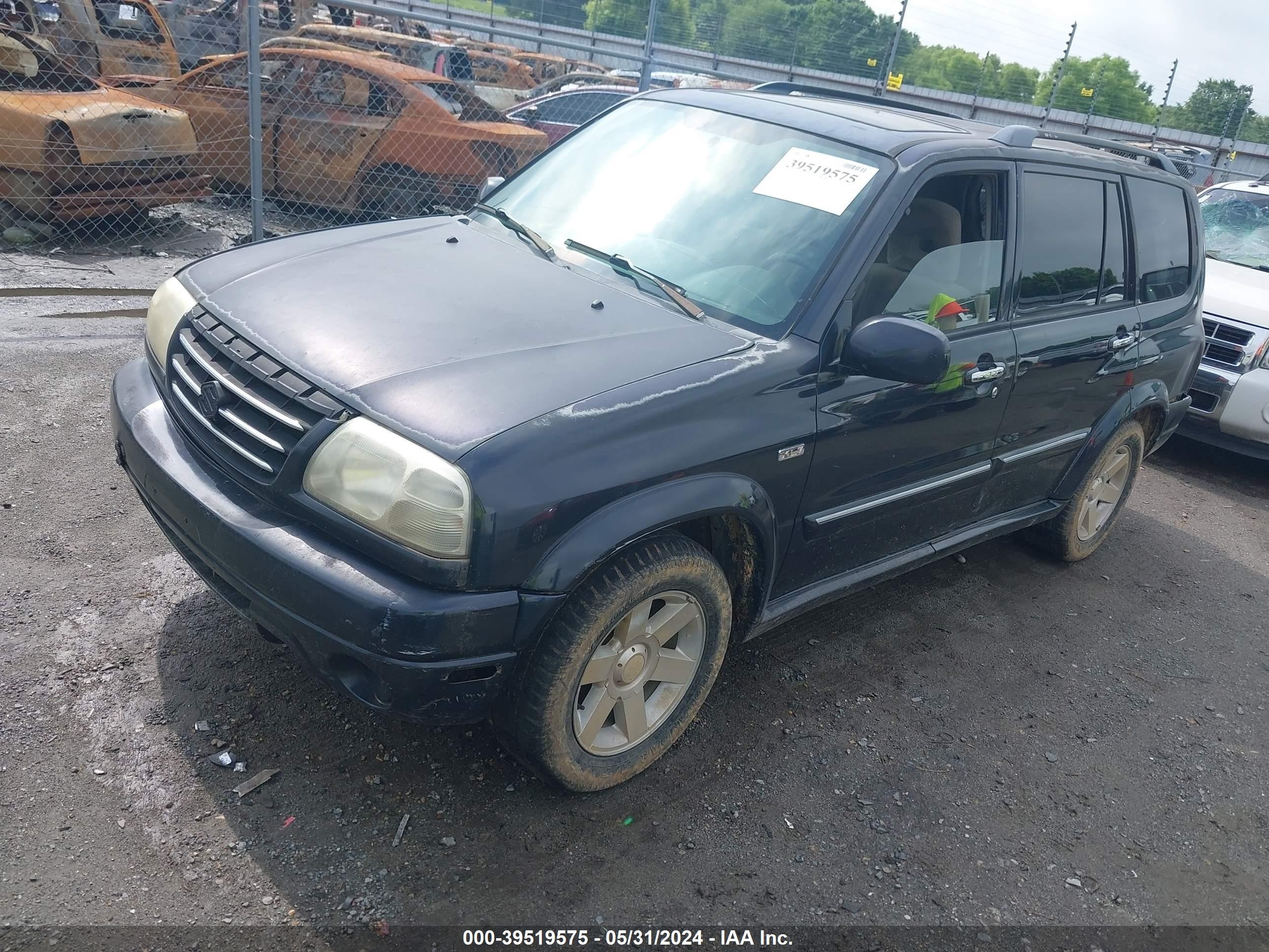 Photo 1 VIN: JS3TX92V434102650 - SUZUKI XL7 