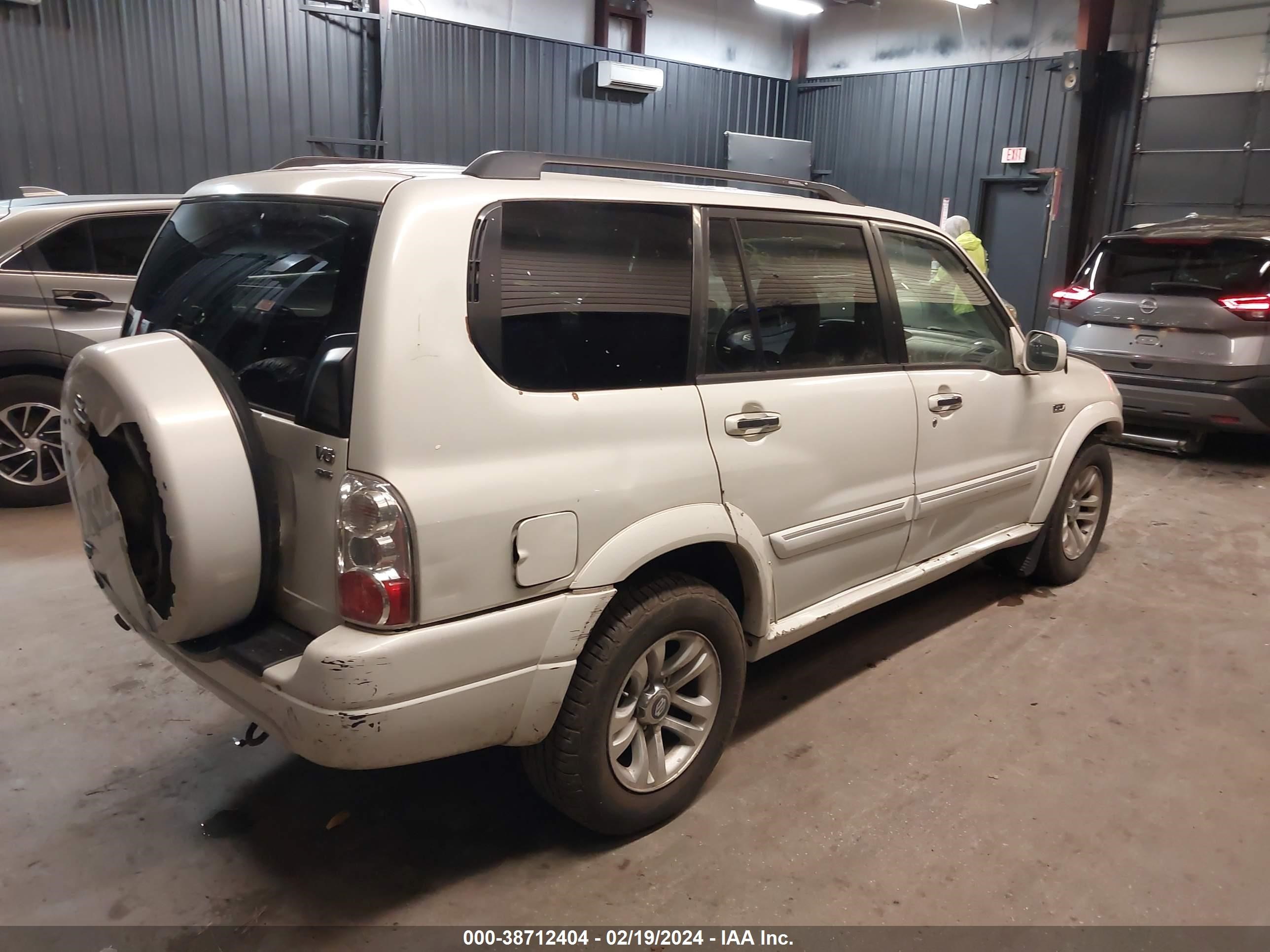 Photo 3 VIN: JS3TX92V654108629 - SUZUKI XL7 