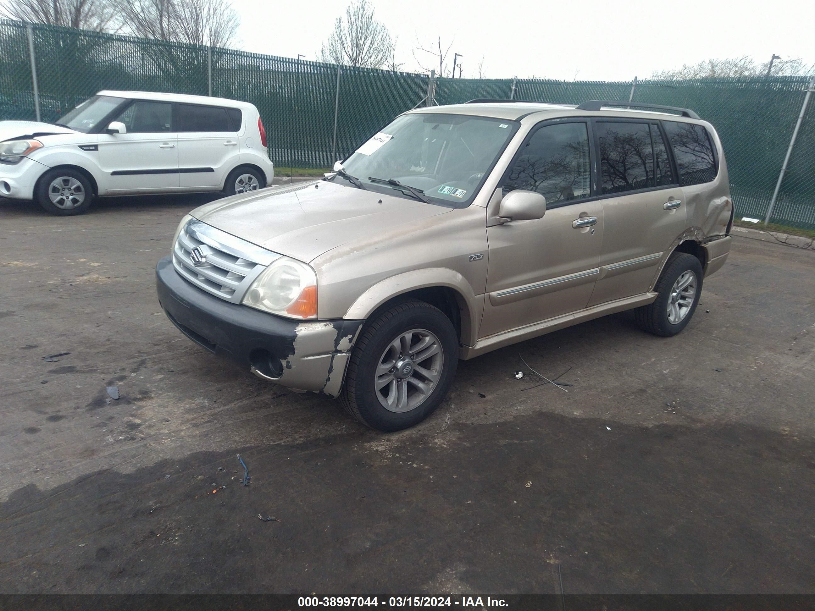 Photo 1 VIN: JS3TX92V964105662 - SUZUKI XL7 