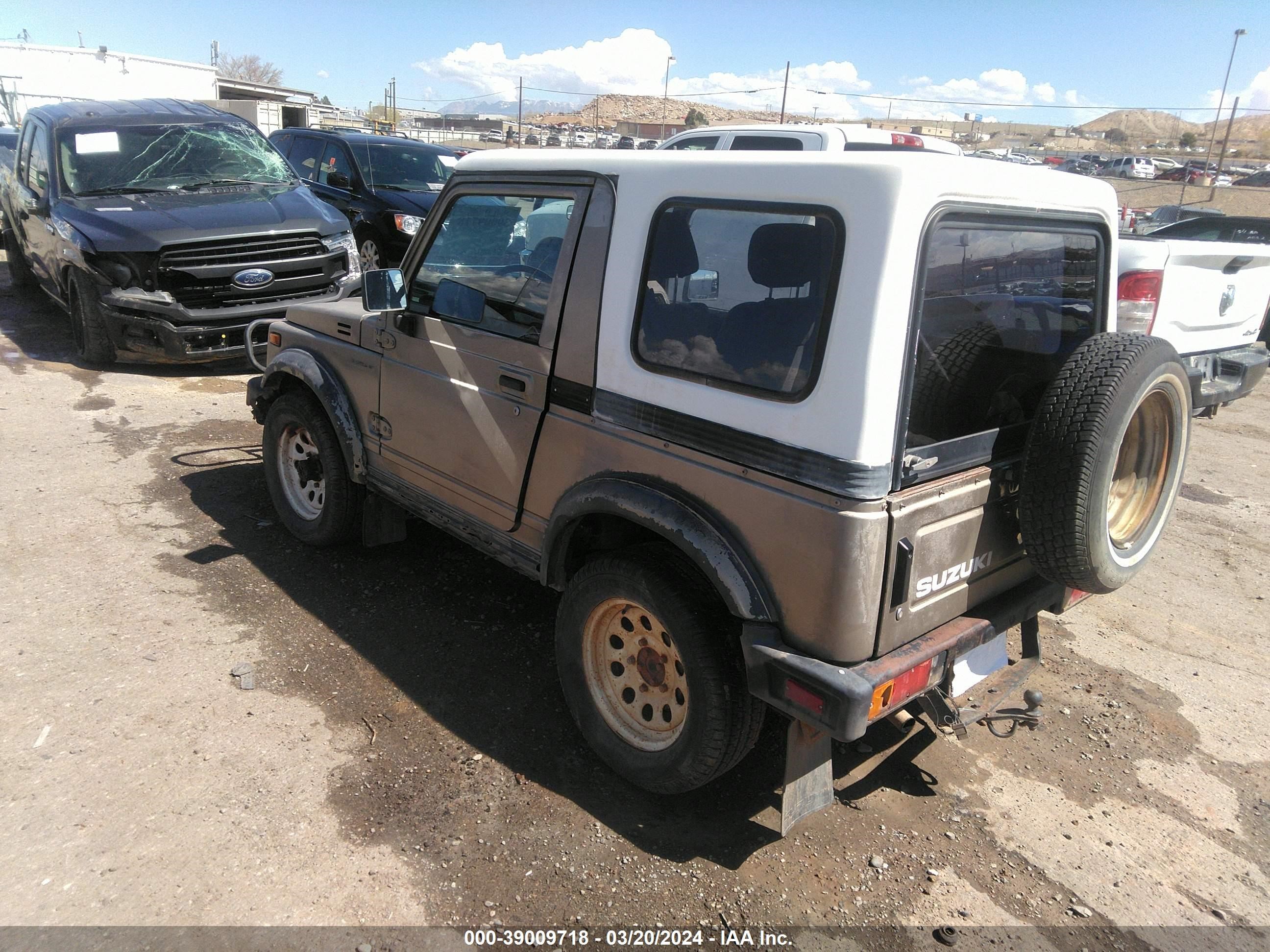 Photo 2 VIN: JS4JC51C4J4247028 - SUZUKI SAMURAI 