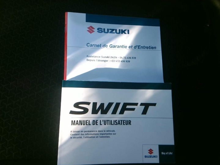 Photo 5 VIN: JSAAZCA3S00415908 - SUZUKI SWIFT 