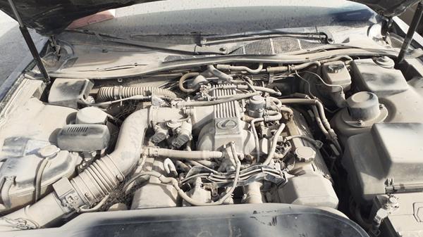 Photo 25 VIN: JT153UF2000021081 - LEXUS LS400 