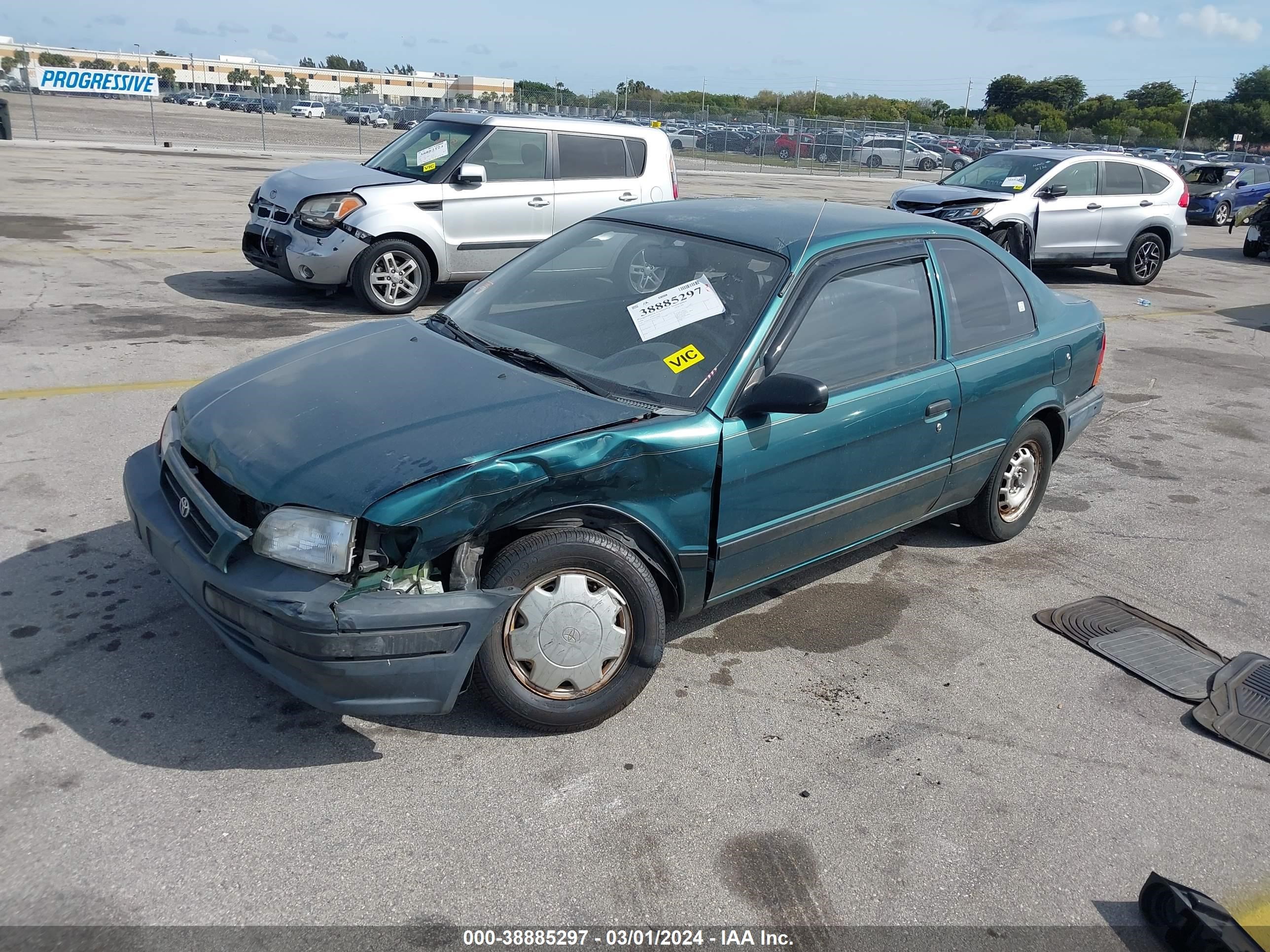 Photo 1 VIN: JT2AC52L8T0138883 - TOYOTA TERCEL 